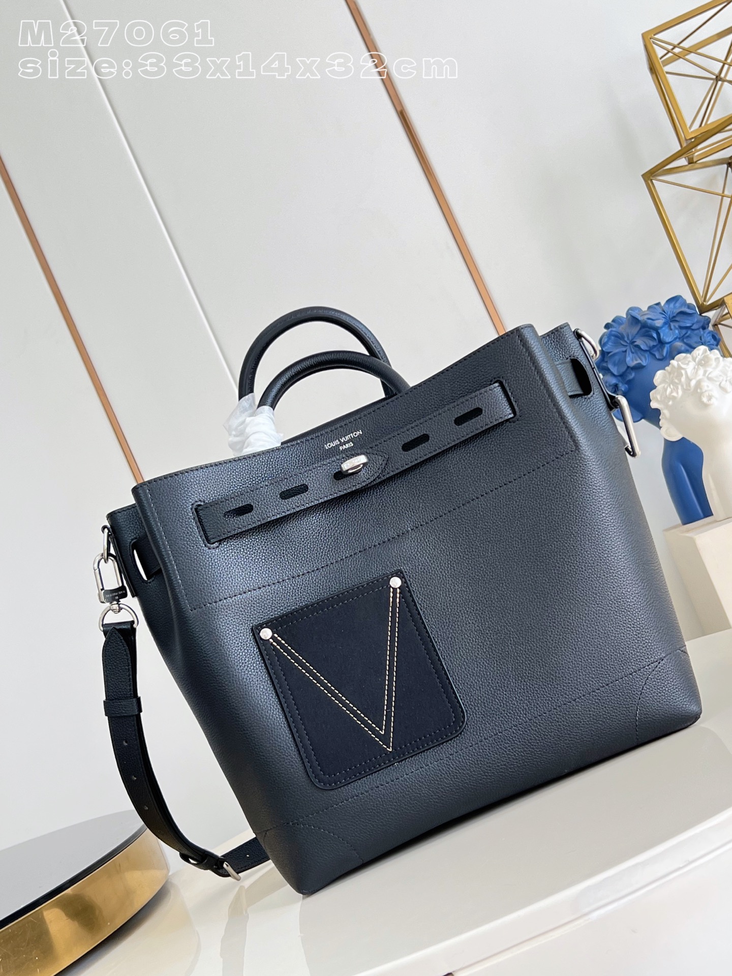 Louis Vuitton Basic Bag Cow Leather M-l-s