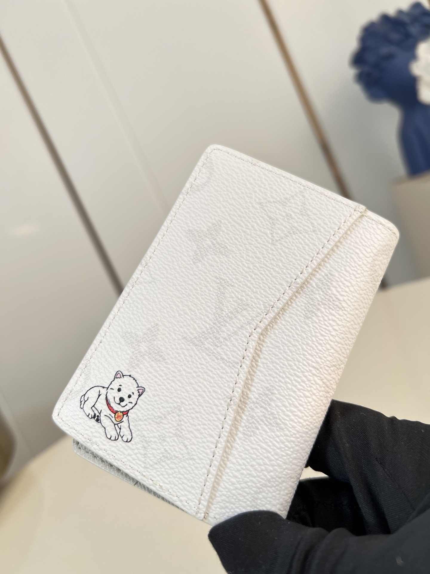 Louis Vuitton Basic Bag M-s