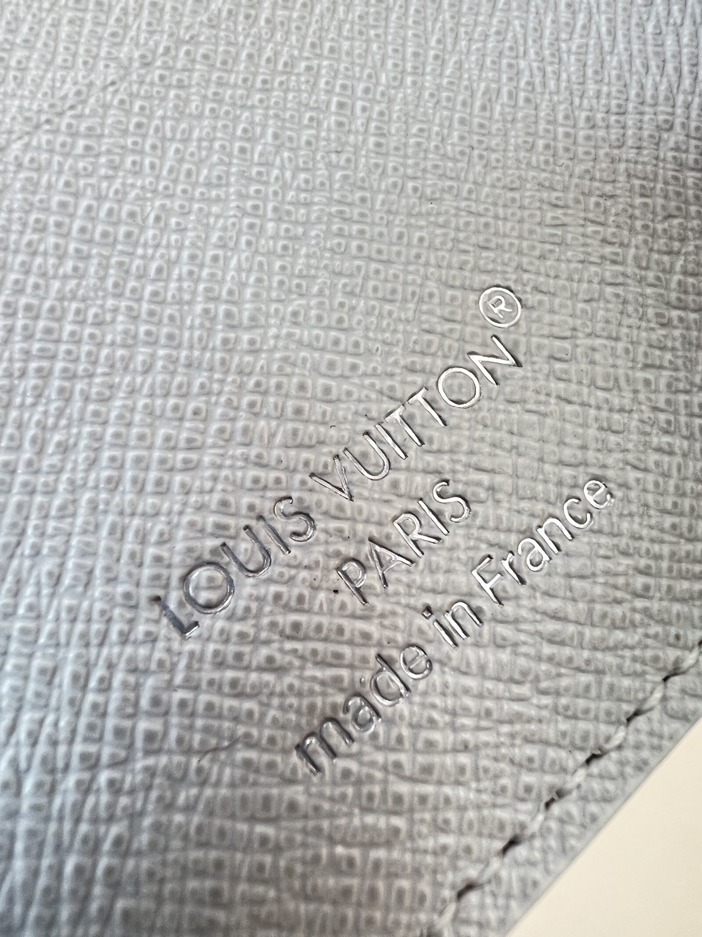 Louis Vuitton Basic Bag Canvas M-l