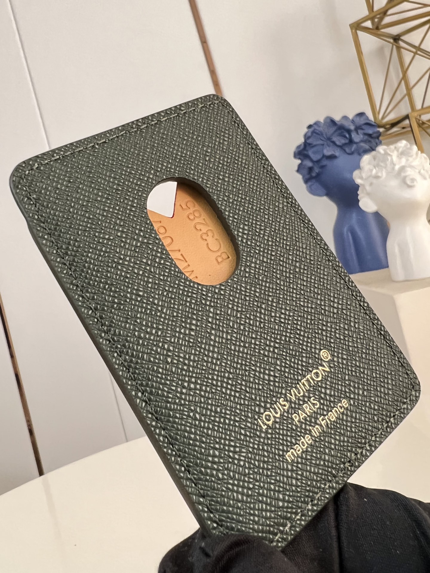 Louis Vuitton Basic Bag Canvas M-s