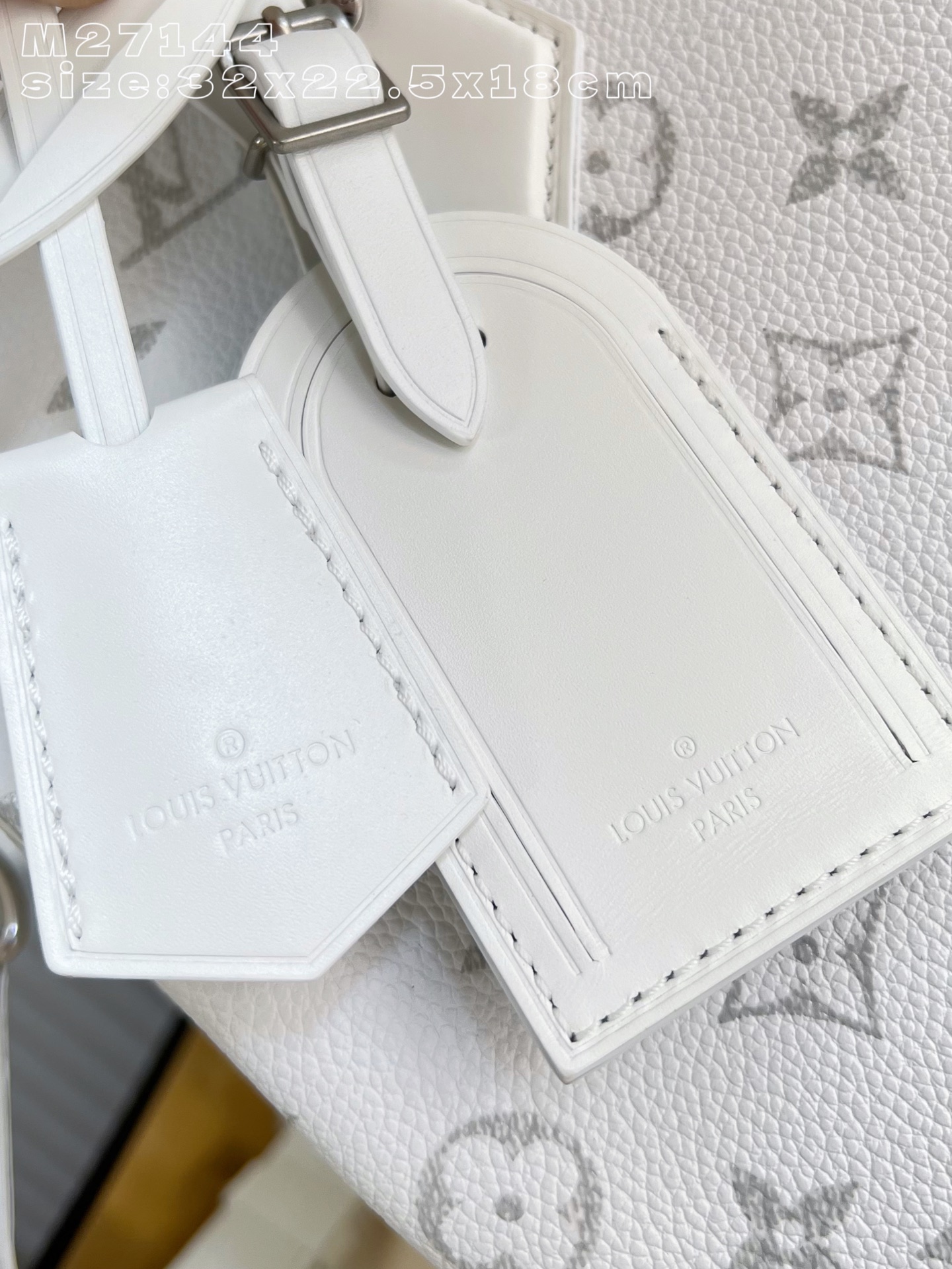 Louis Vuitton Basic Bag Canvas White M-30cm-18cm-s