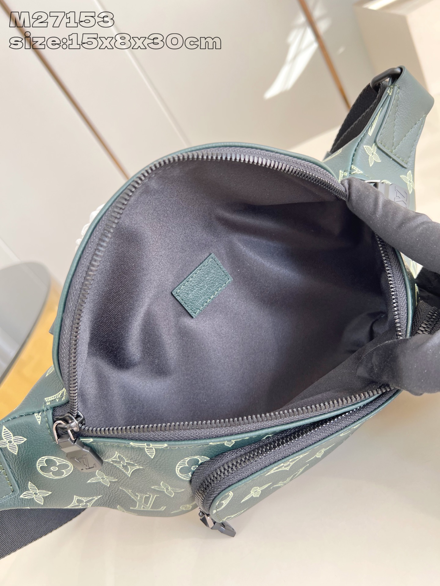 Louis Vuitton Basic Bag Cow Leather M-s