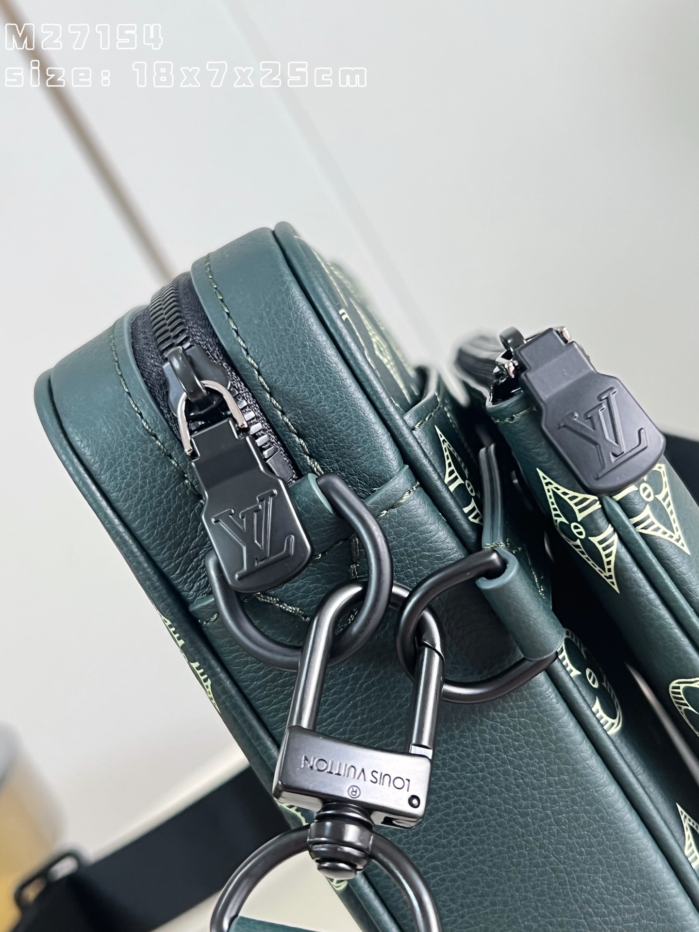 Louis Vuitton Messenger Bag Cow Leather M-s