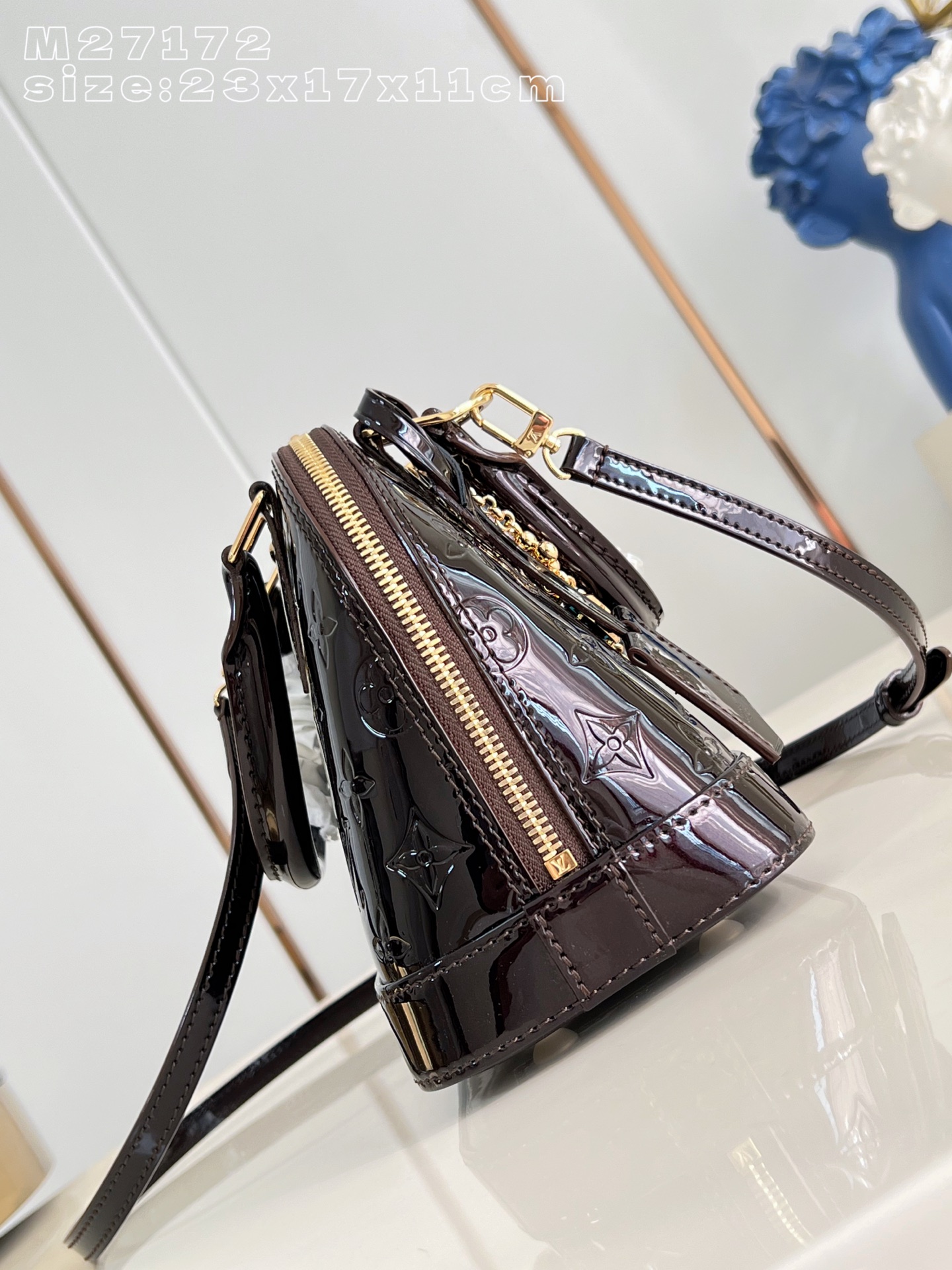 Louis Vuitton Basic Bag M-l