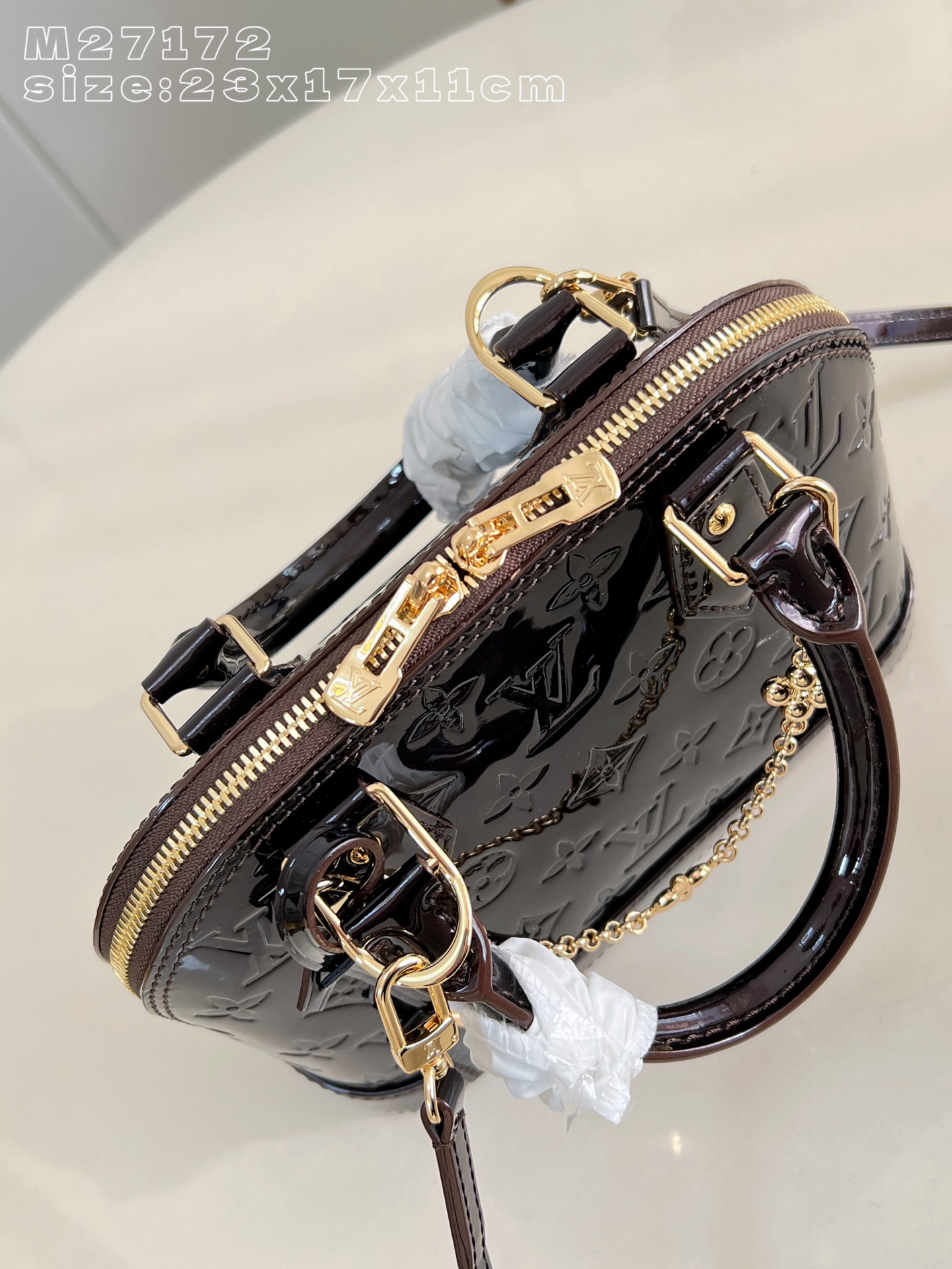 Louis Vuitton Basic Bag M-l
