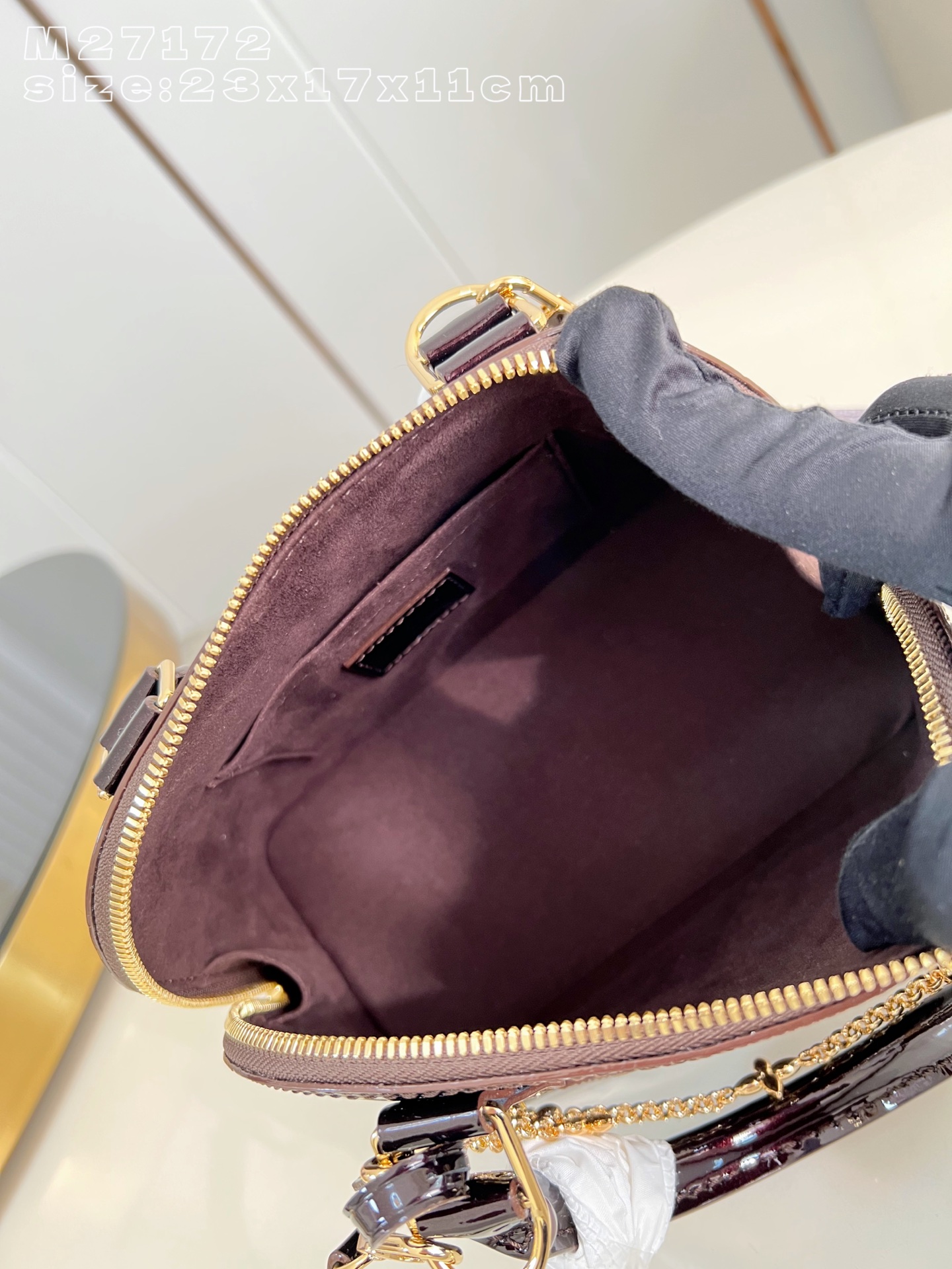 Louis Vuitton Basic Bag M-l