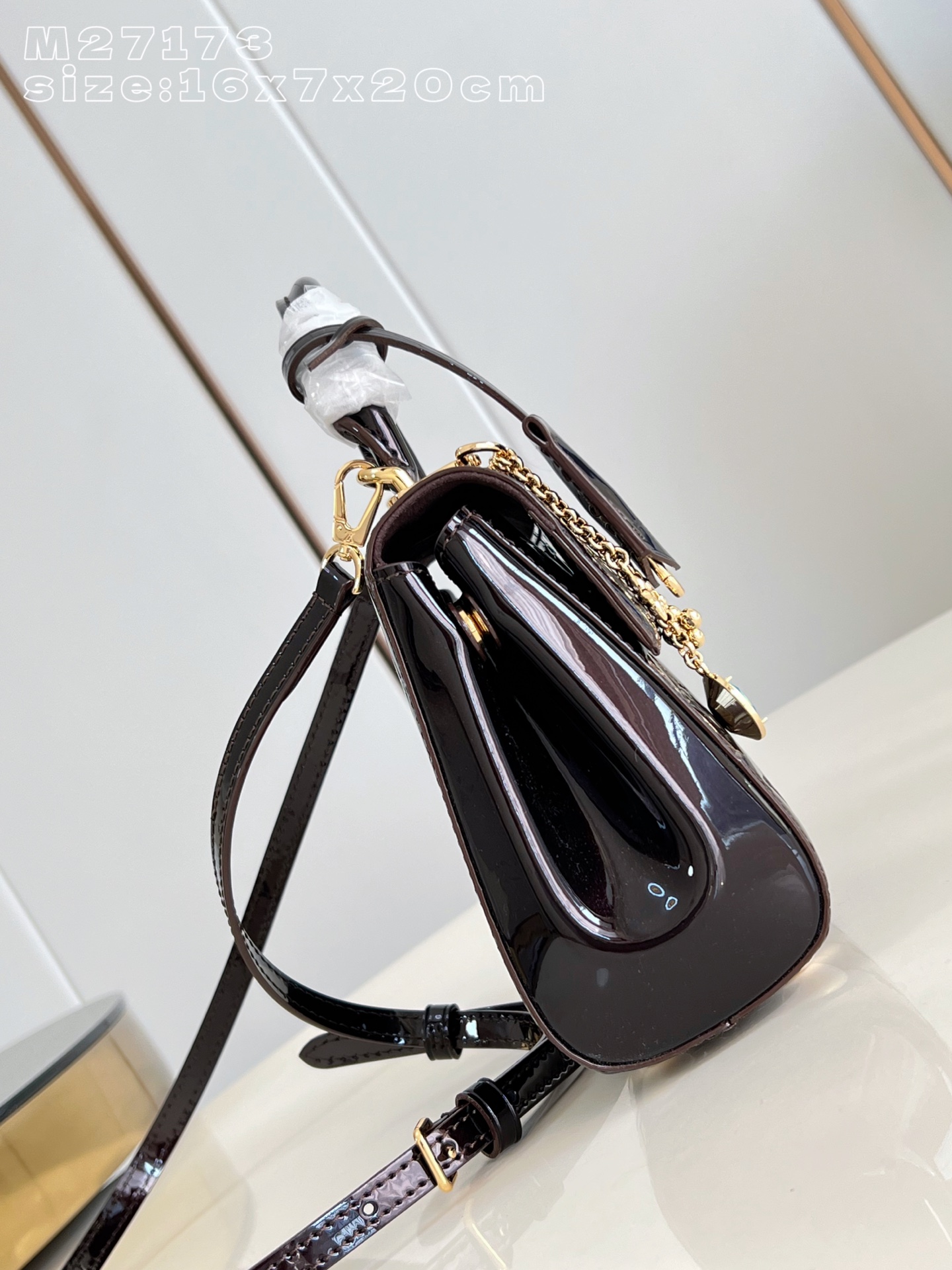 Louis Vuitton Basic Bag M-l