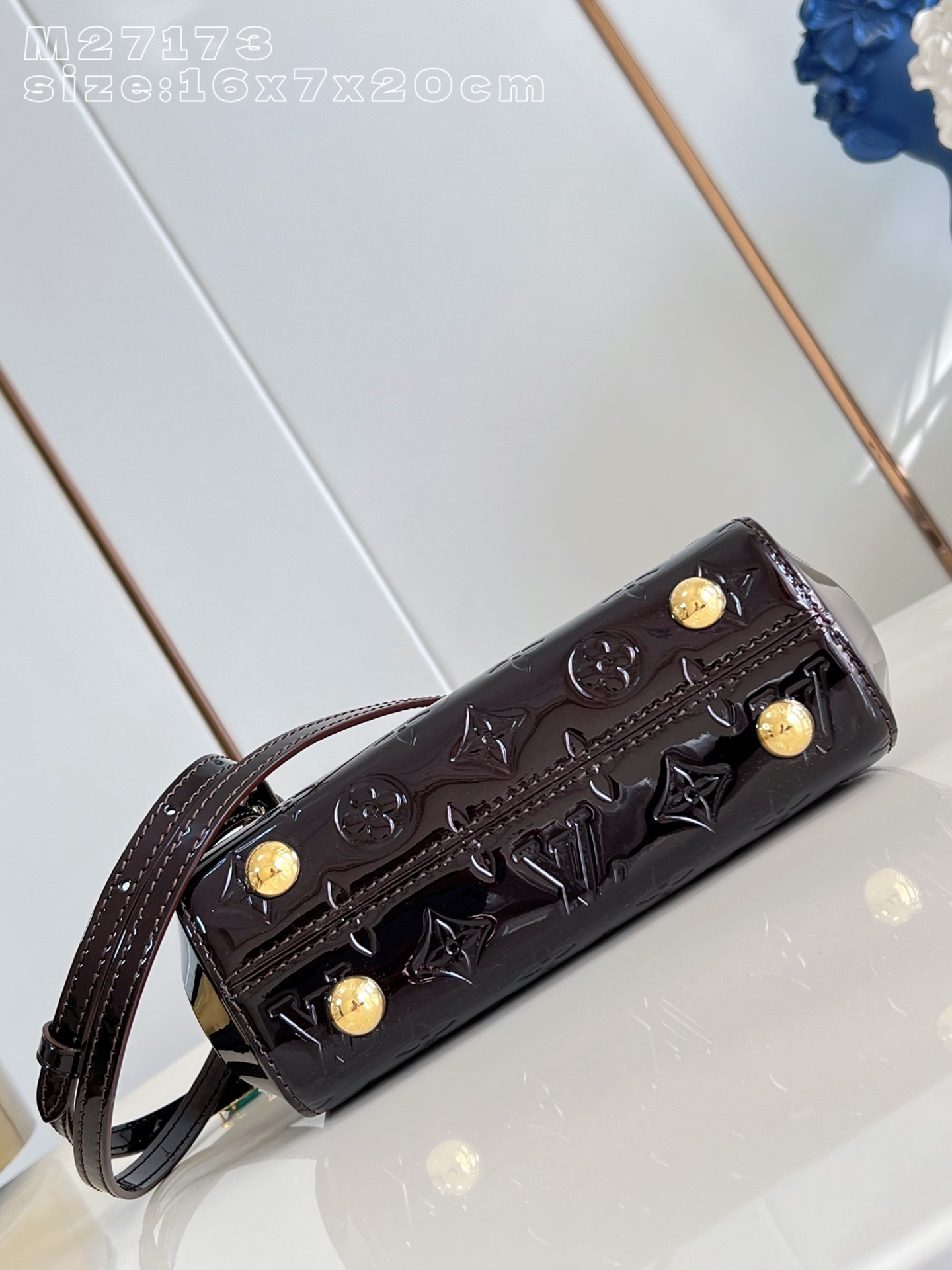 Louis Vuitton Basic Bag M-l