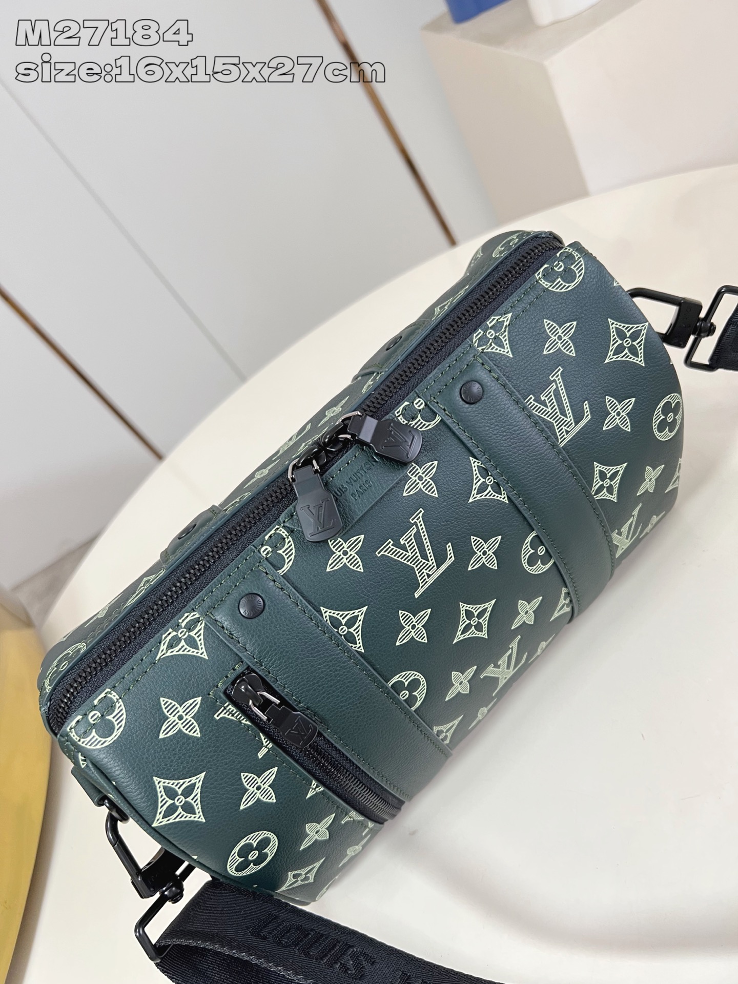 Louis Vuitton Basic Bag Cow Leather M-l-s