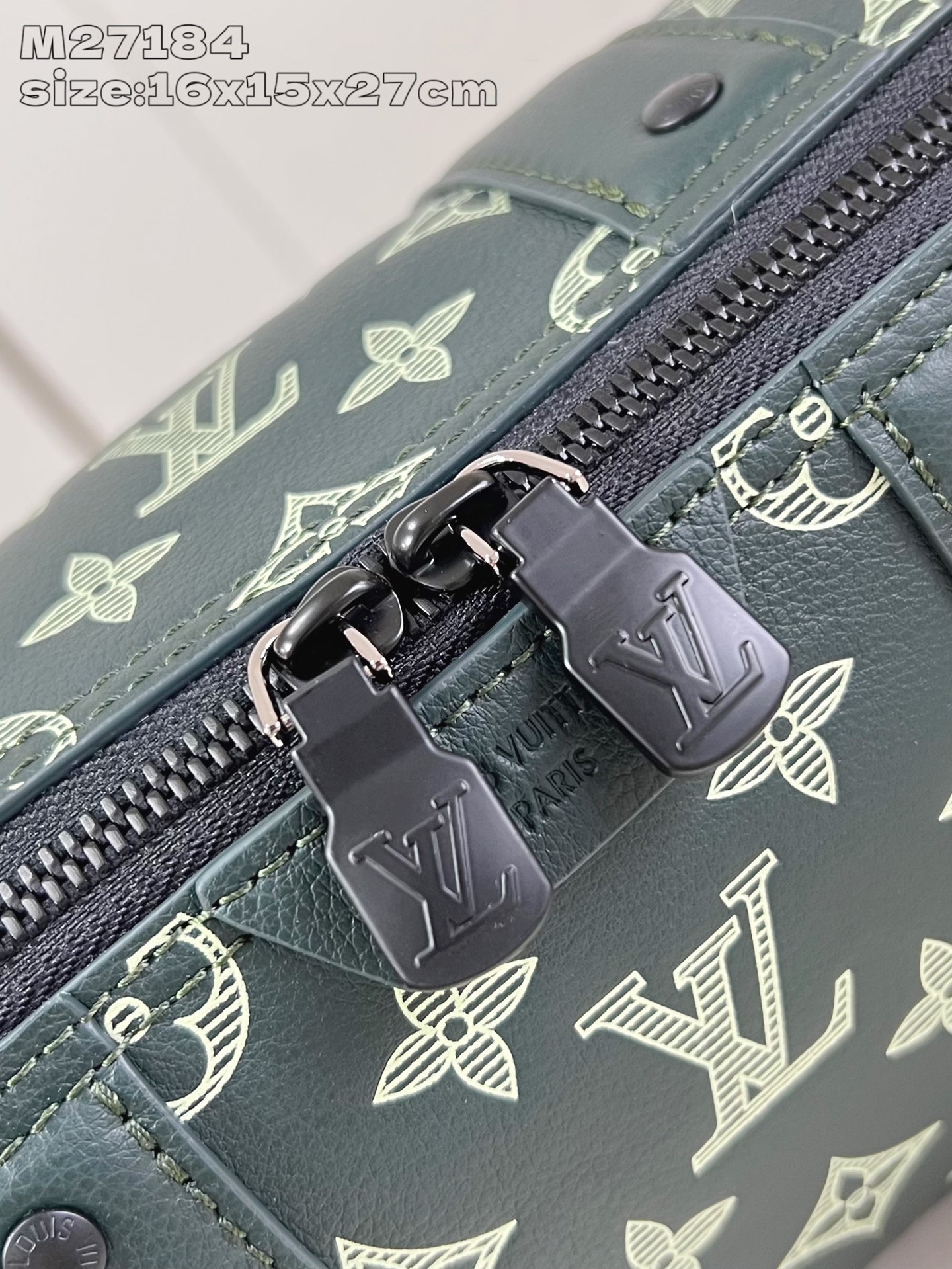 Louis Vuitton Basic Bag Cow Leather M-l-s