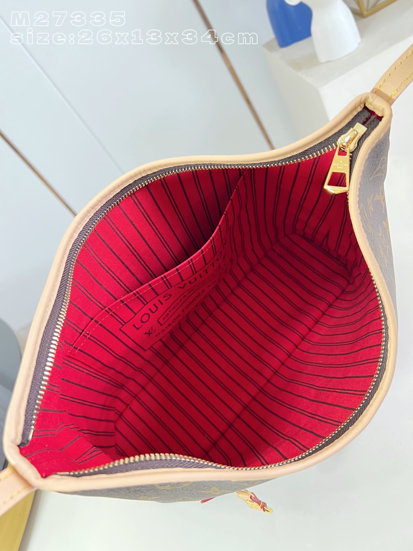 Louis Vuitton Basic Bag Canvas M-l