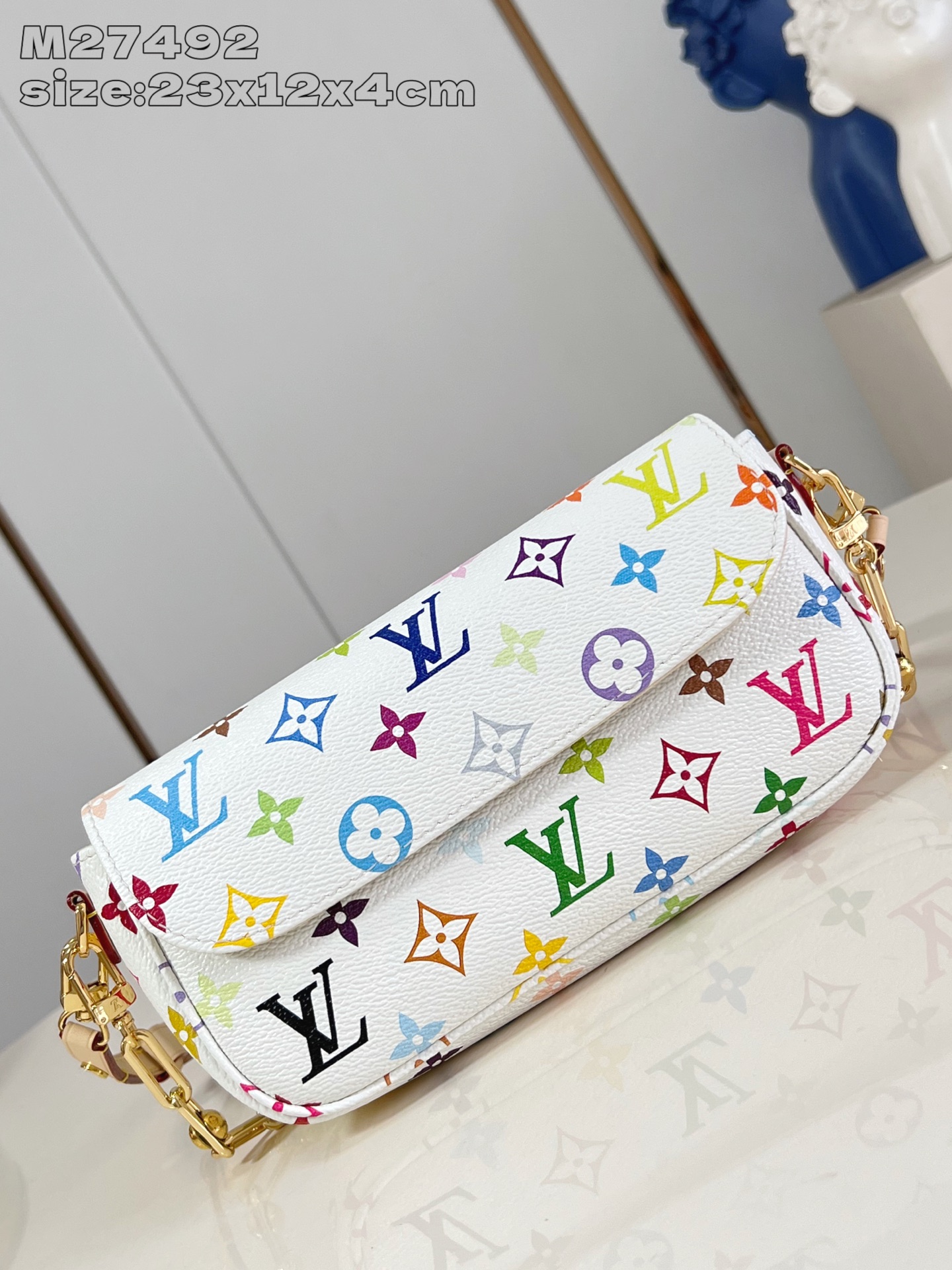 Louis Vuitton Basic Bag Canvas M-l