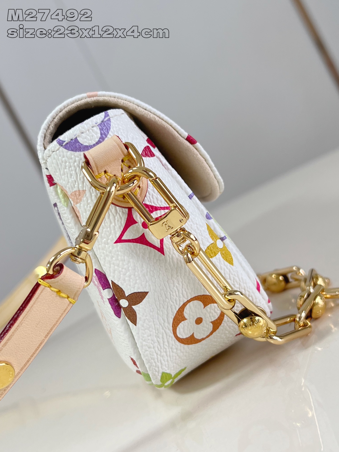 Louis Vuitton Basic Bag Canvas M-l