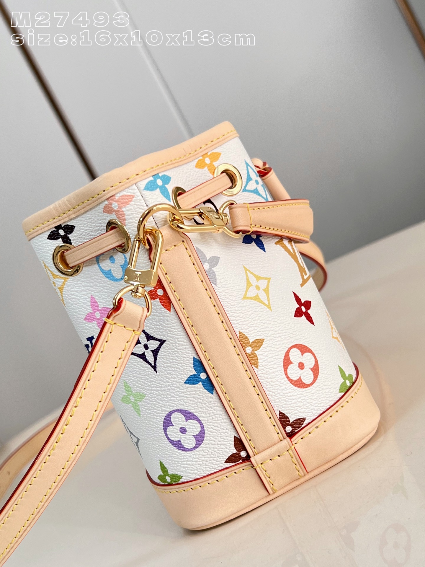 Louis Vuitton Basic Bag Cow Leather M