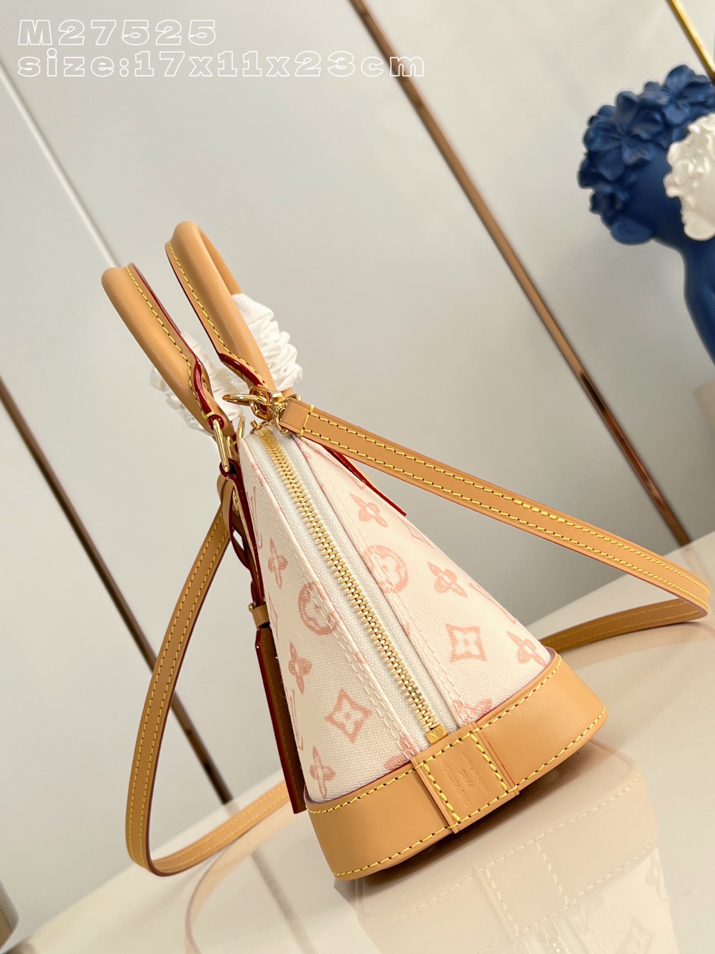 Louis Vuitton Basic Bag Canvas M-l