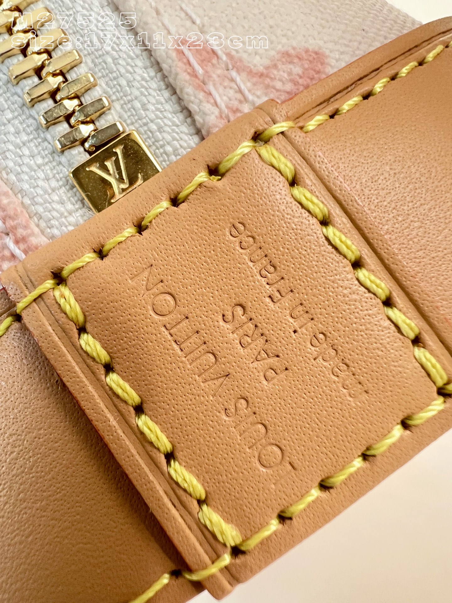 Louis Vuitton Basic Bag Canvas M-l