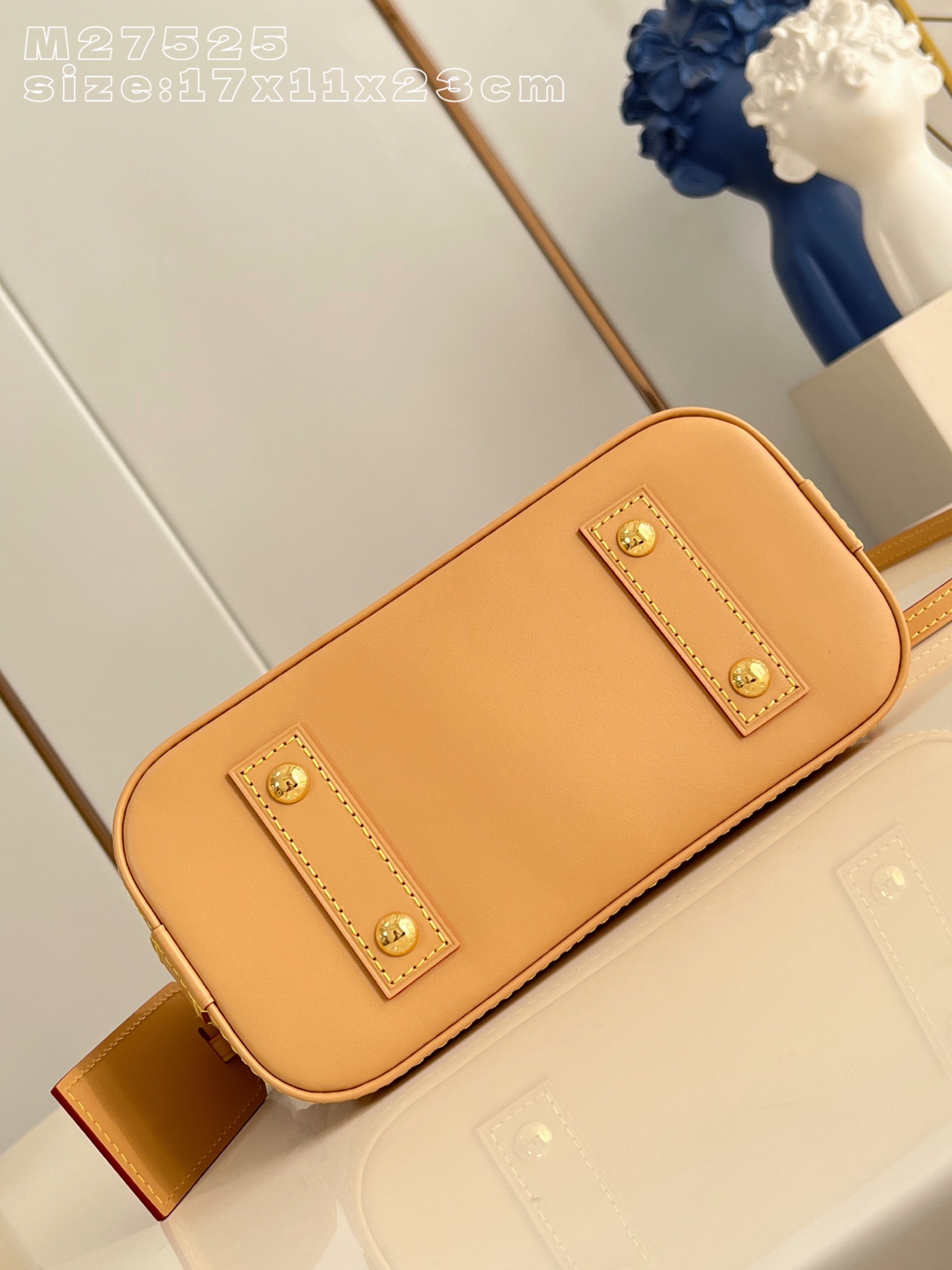 Louis Vuitton Basic Bag Canvas M-l