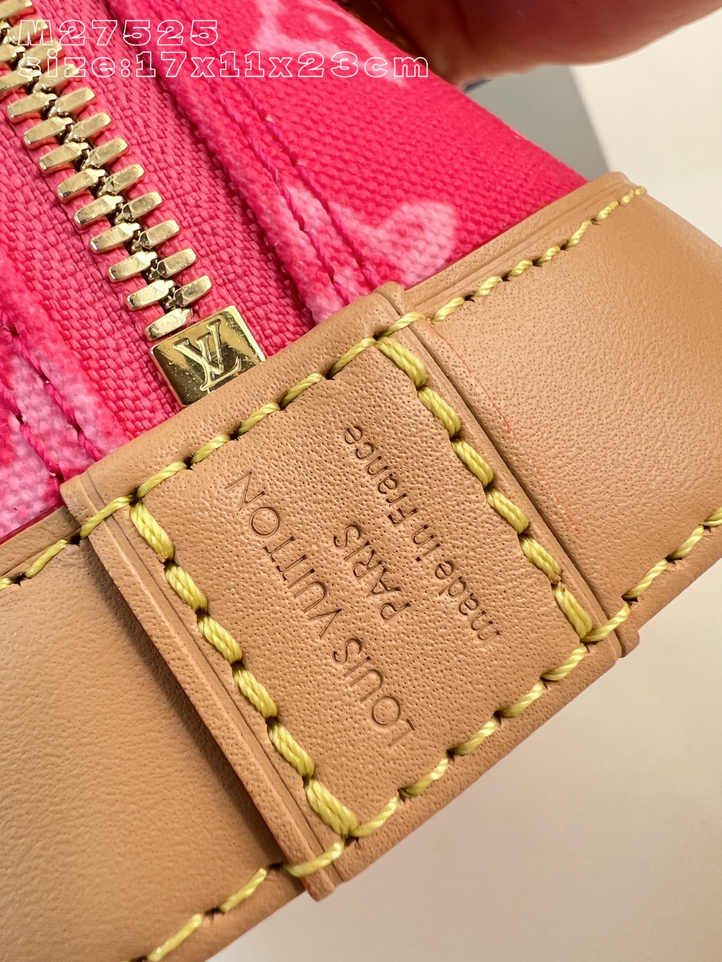 Louis Vuitton Basic Bag Canvas M-l