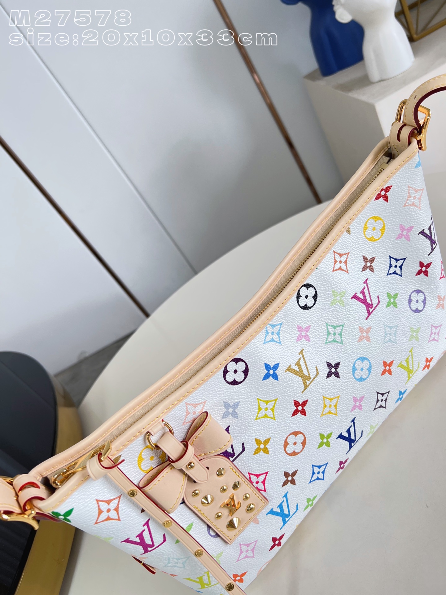 Louis Vuitton Basic Bag Cow Leather M-l-s