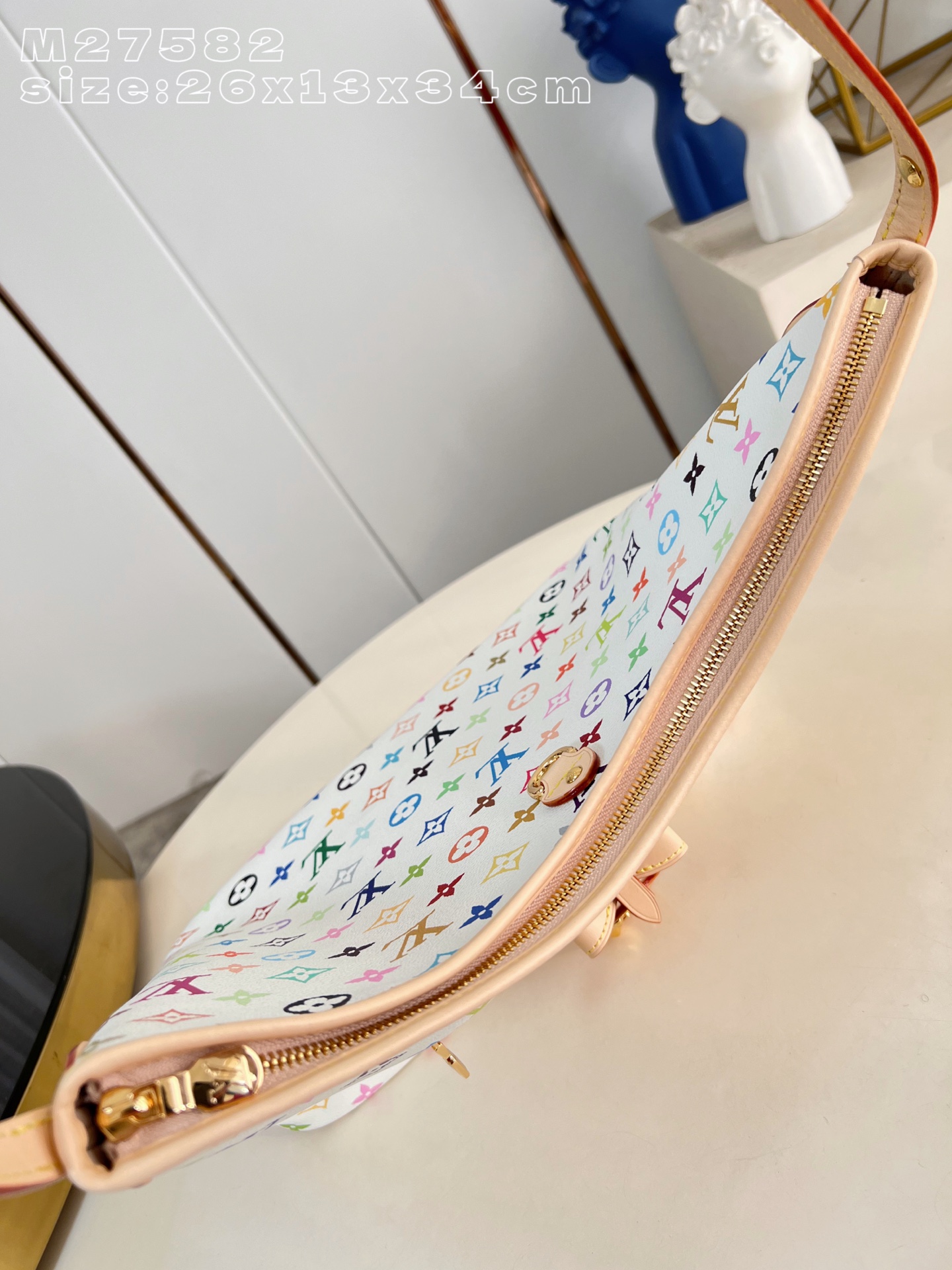 Louis Vuitton Basic Bag Canvas M-l