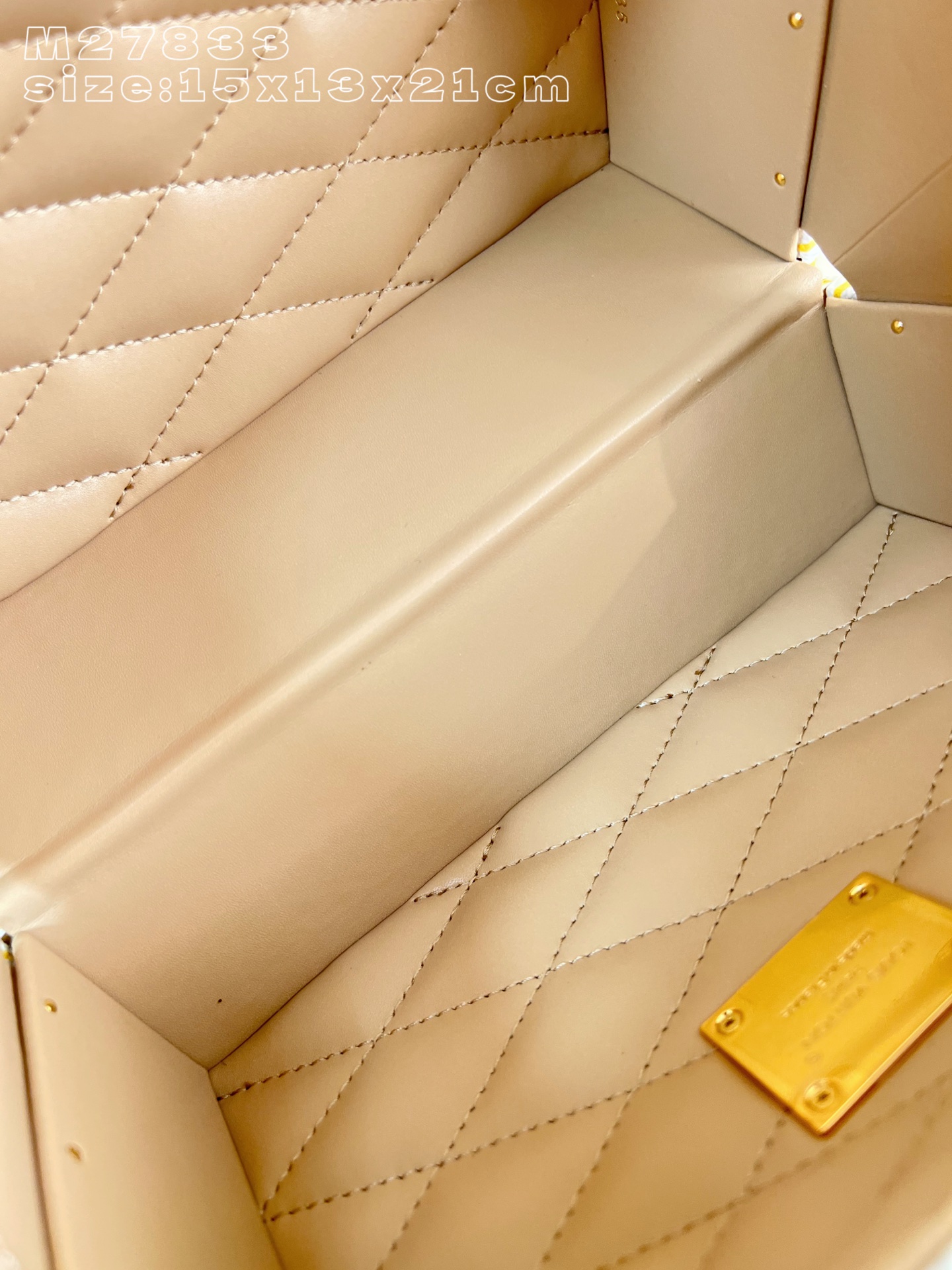 Louis Vuitton Basic Bag Cow Leather M-l-s