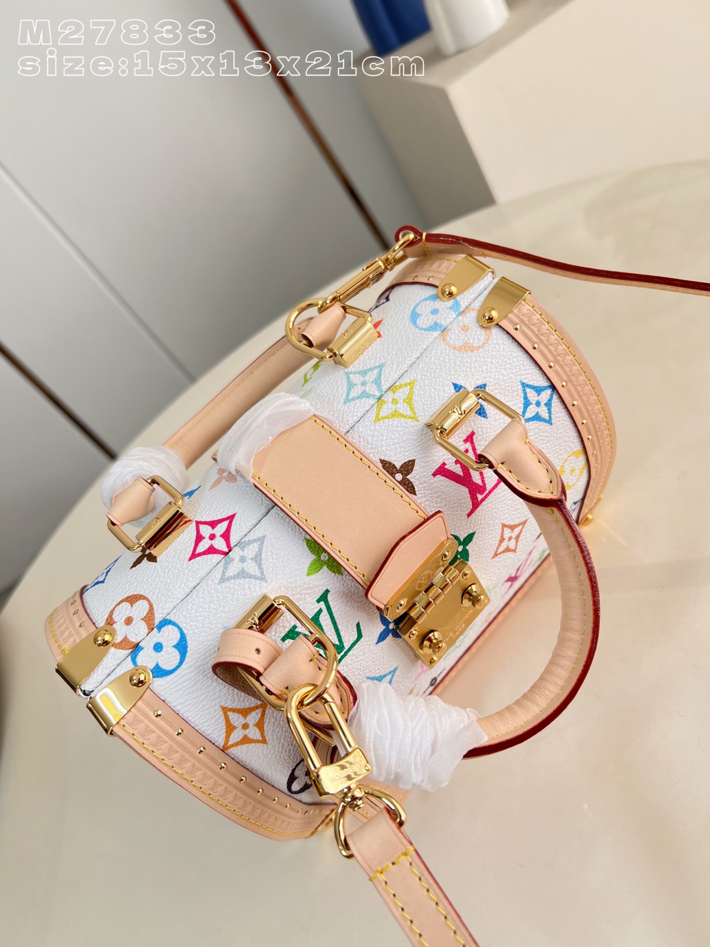 Louis Vuitton Basic Bag Cow Leather M-l-s