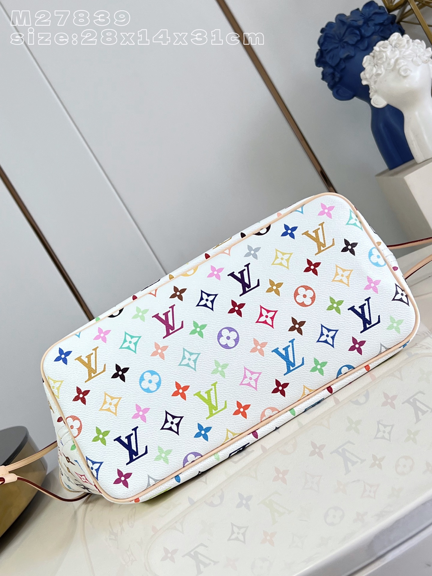 Louis Vuitton Basic Bag Canvas M-l