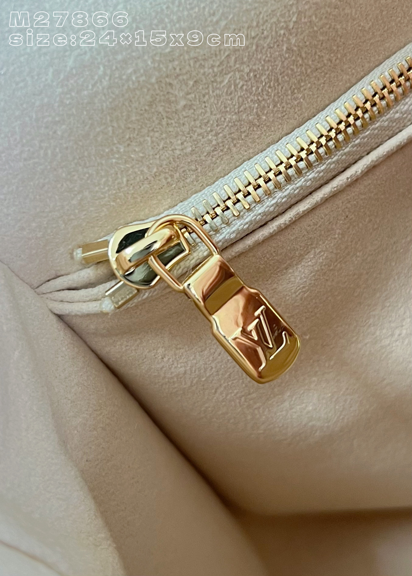 Louis Vuitton Basic Bag Cow Leather M