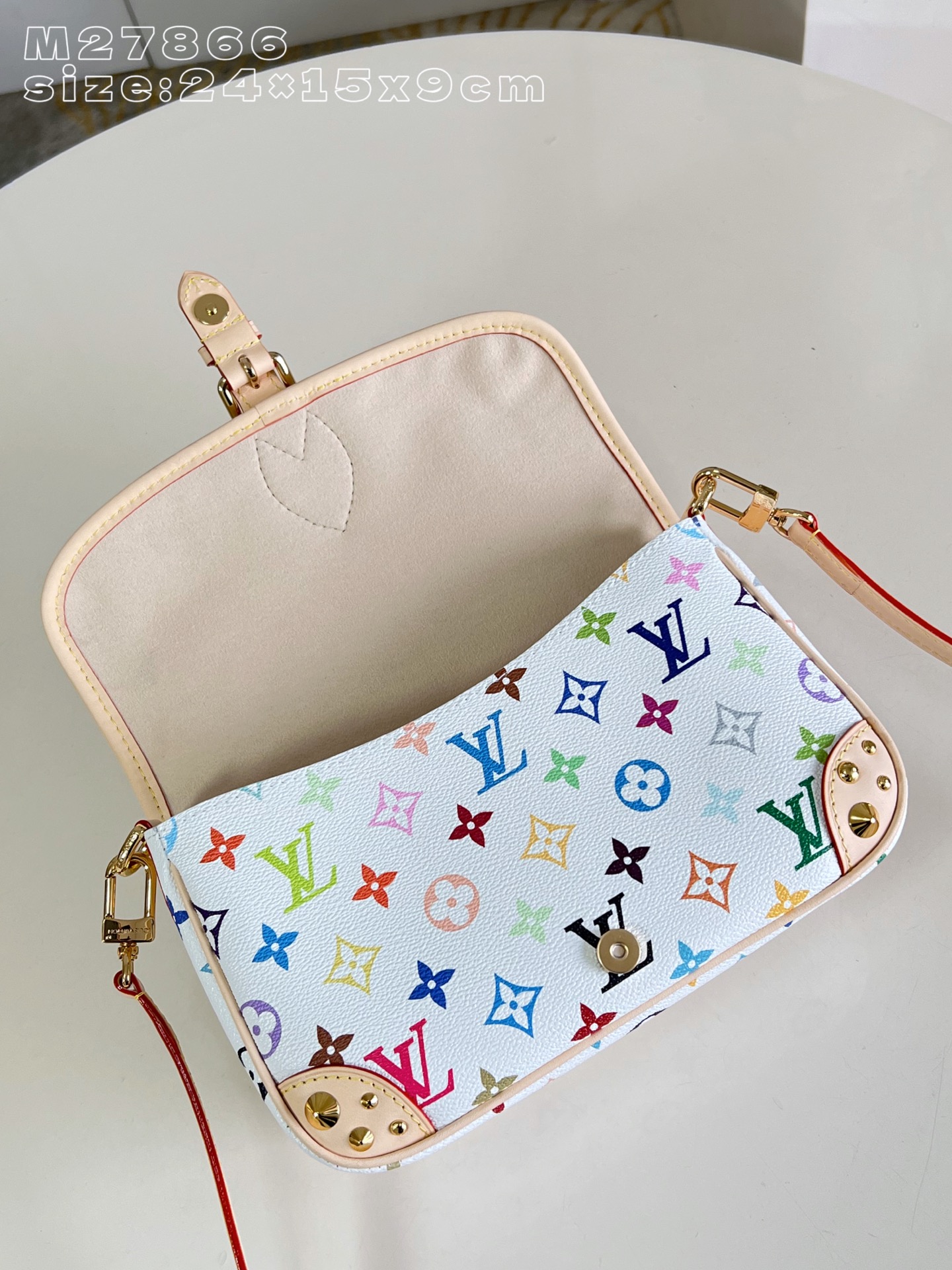 Louis Vuitton Basic Bag Cow Leather M