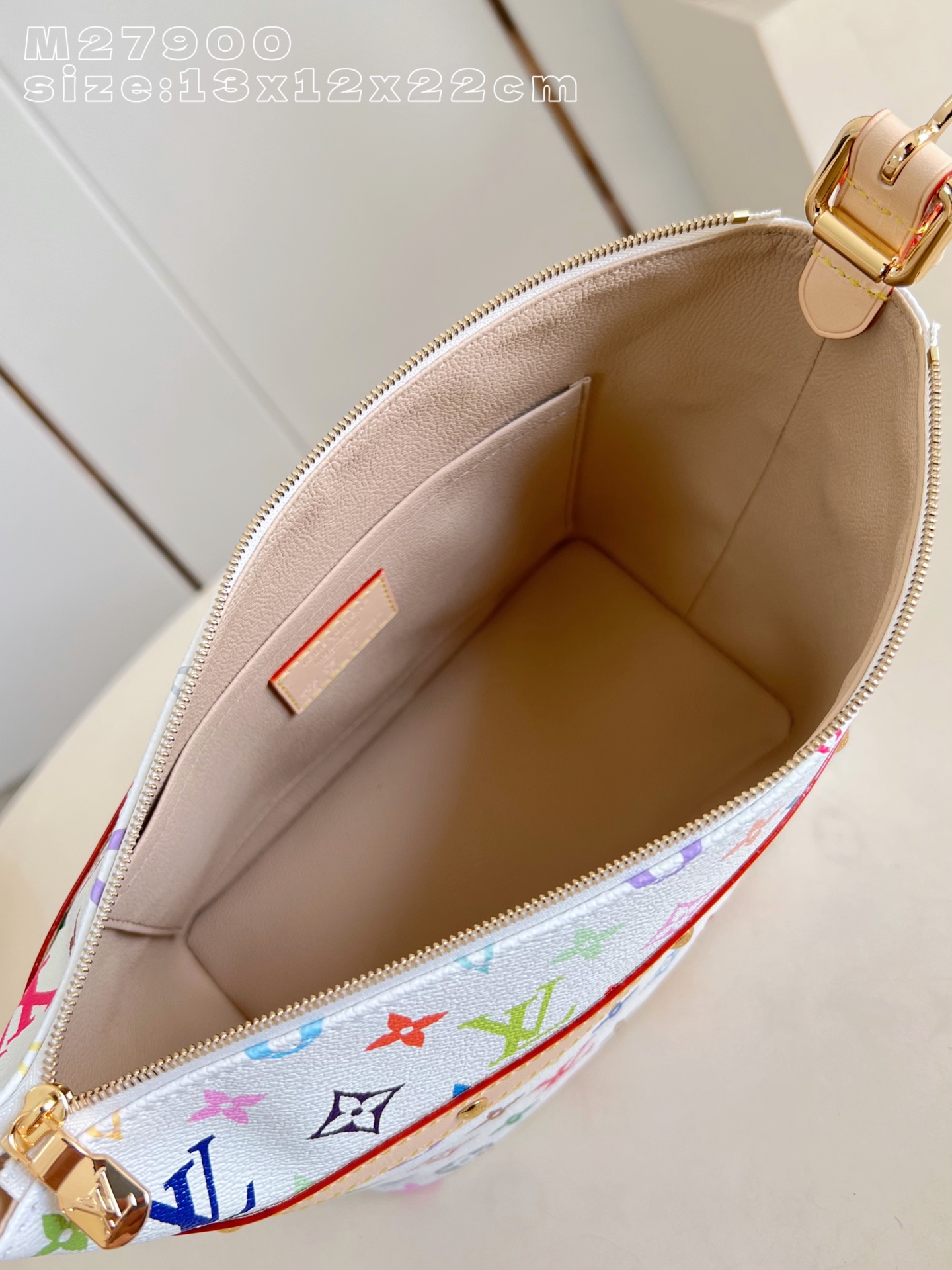 Louis Vuitton Basic Bag Cow Leather M-l-s