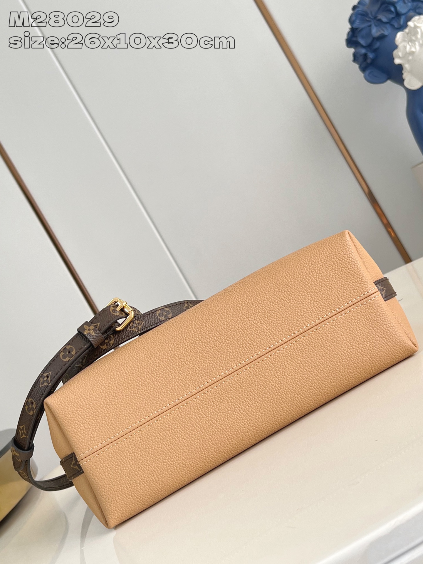 Louis Vuitton Basic Bag Canvas M-l-s