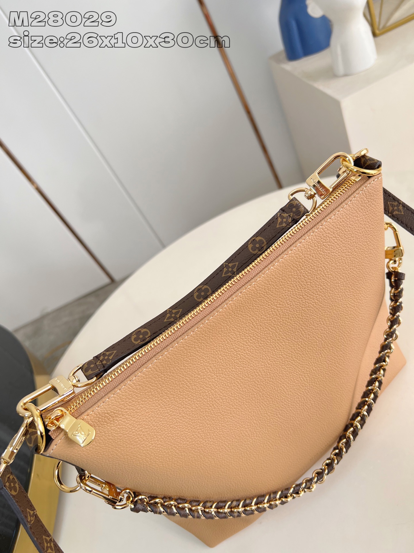 Louis Vuitton Basic Bag Canvas M-l-s