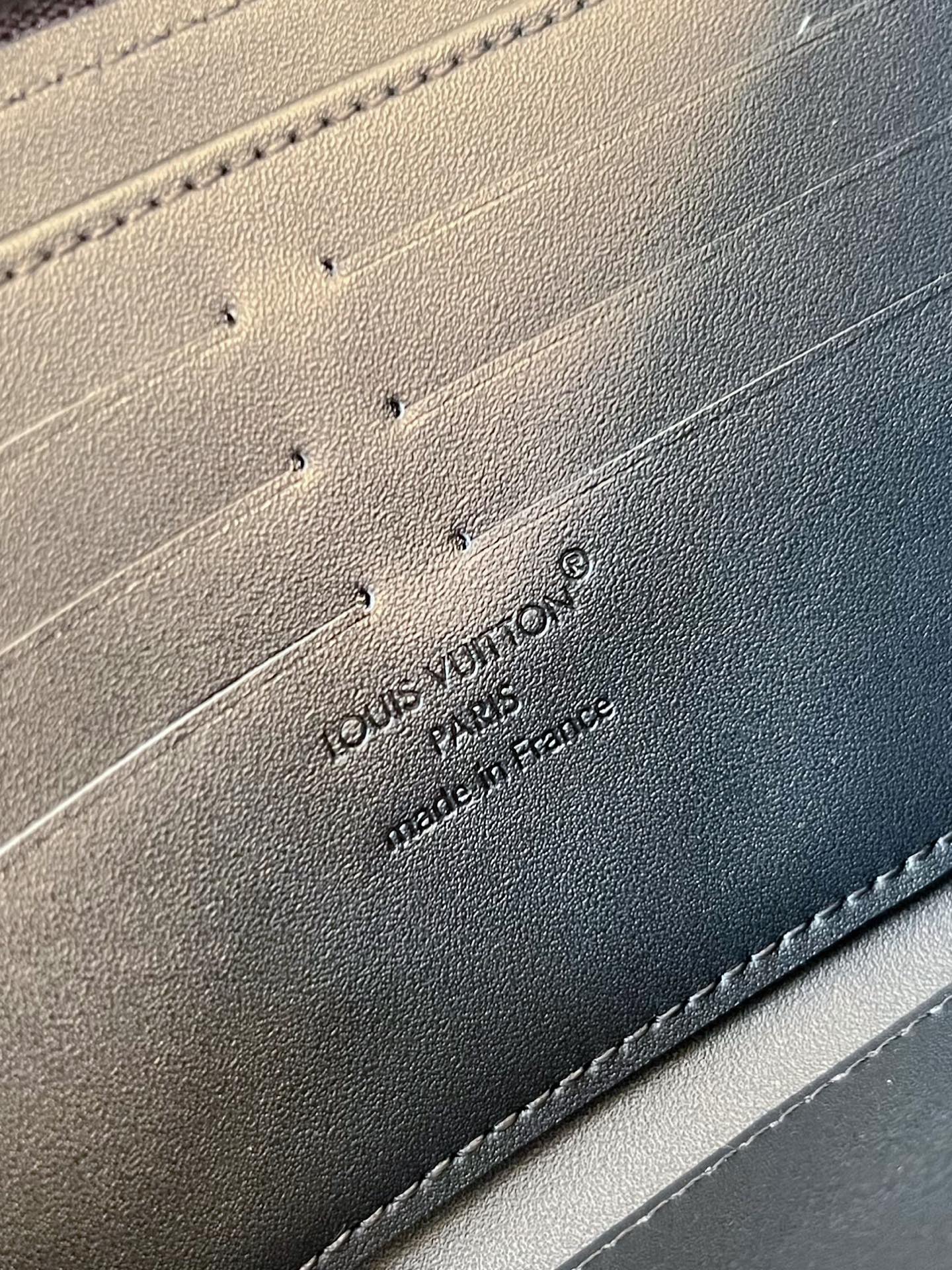 Louis Vuitton Basic Bag Canvas M-l