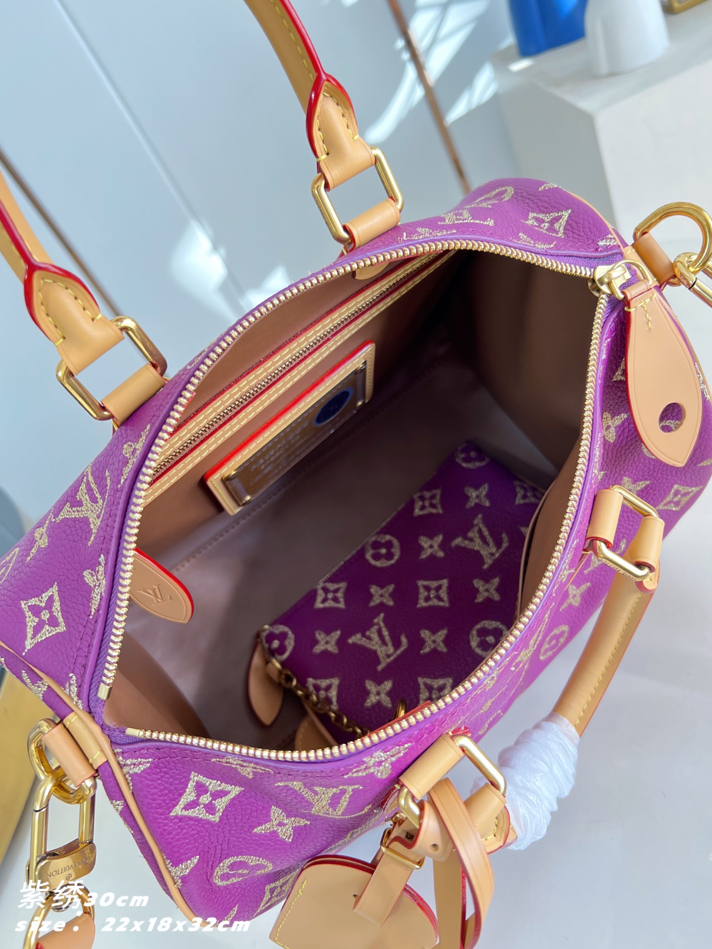 Louis Vuitton Basic Bag Cow Leather 30cm-m-l-s