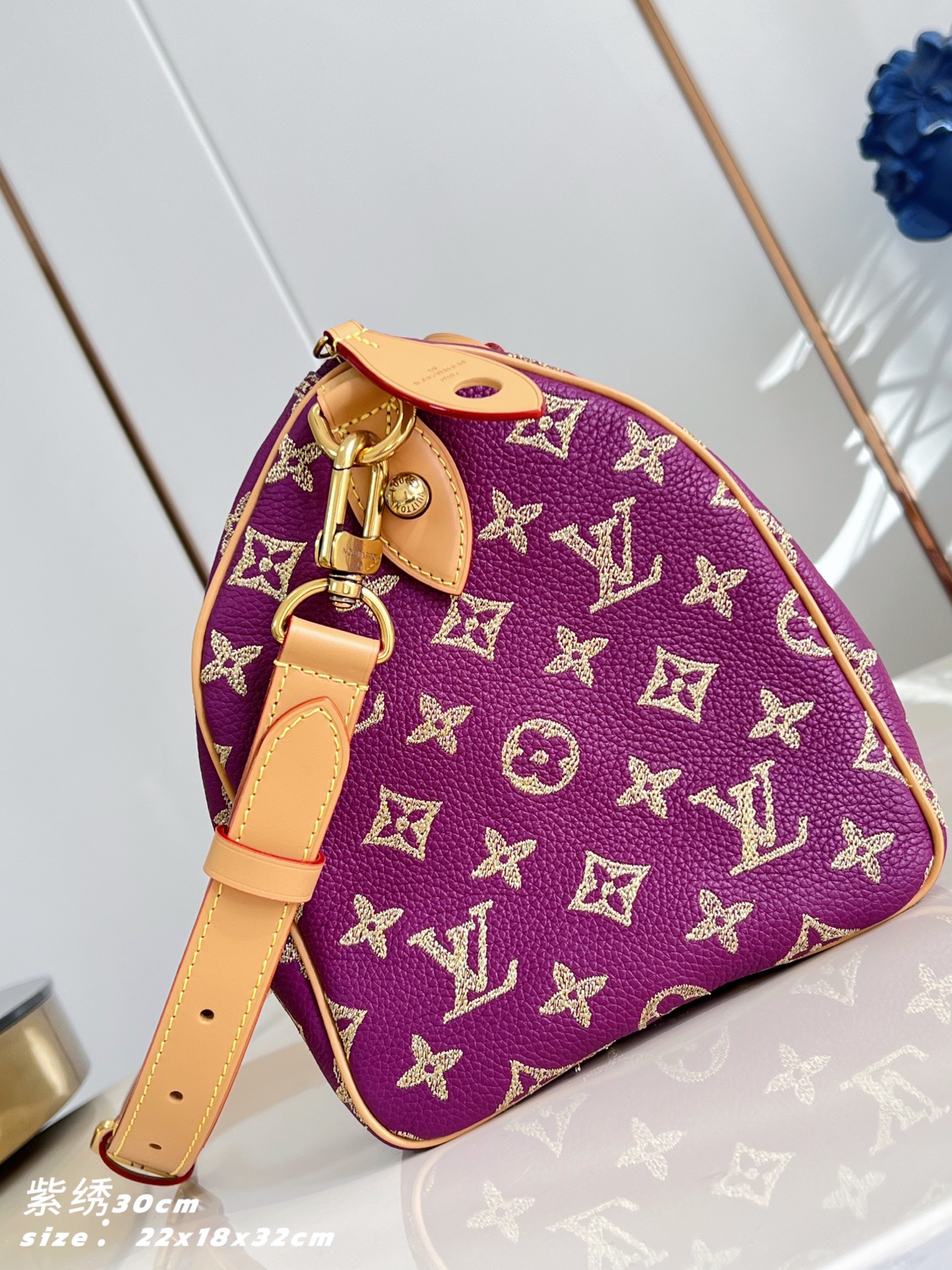 Louis Vuitton Basic Bag Cow Leather 30cm-m-l-s