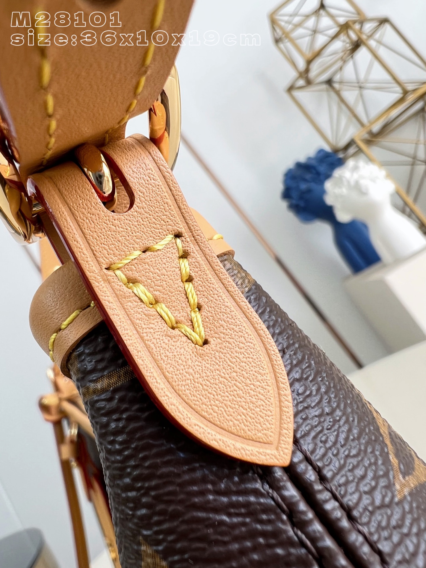 Louis Vuitton Basic Bag Canvas M-l-s