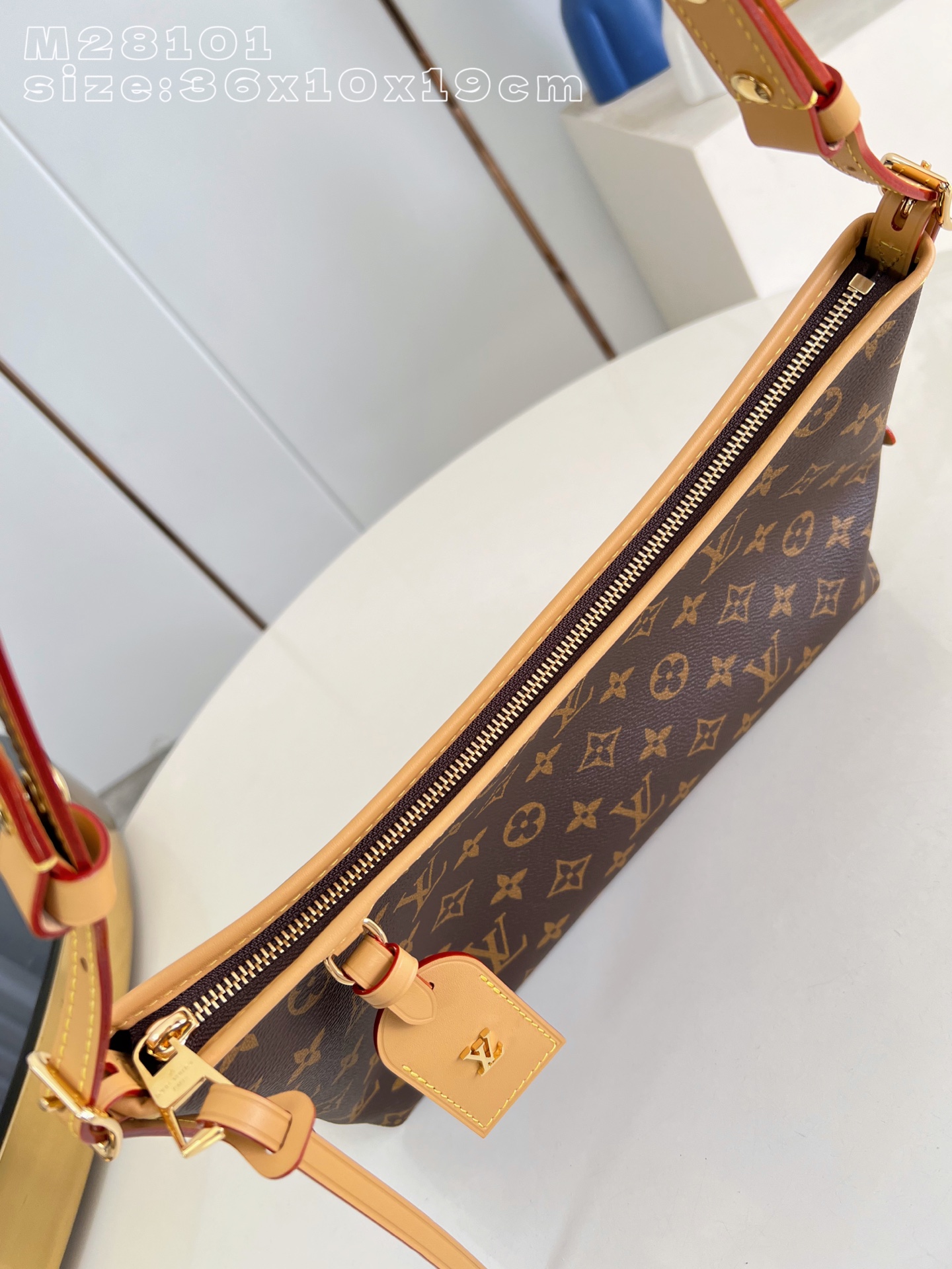 Louis Vuitton Basic Bag Canvas M-l-s