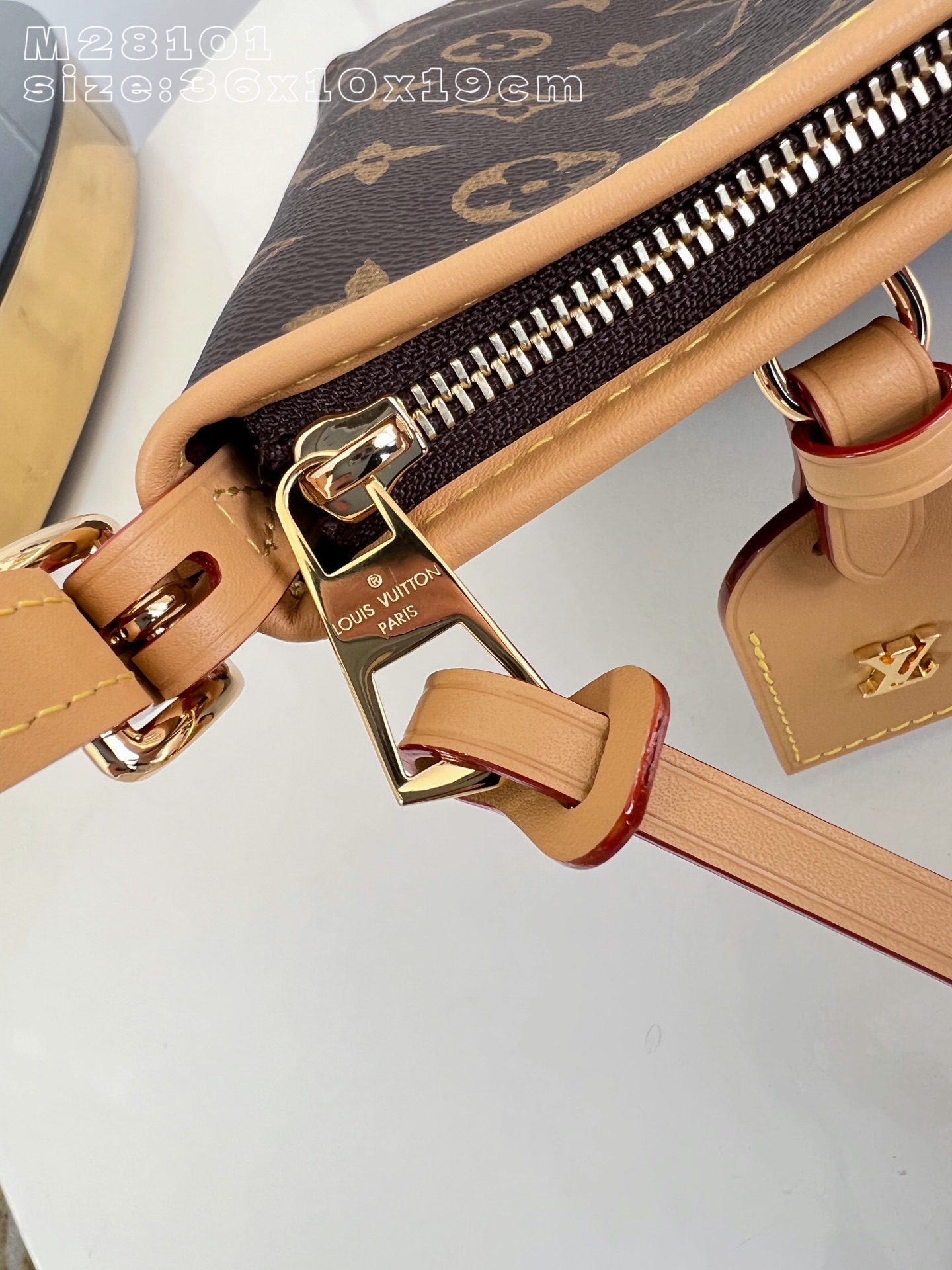 Louis Vuitton Basic Bag Canvas M-l-s