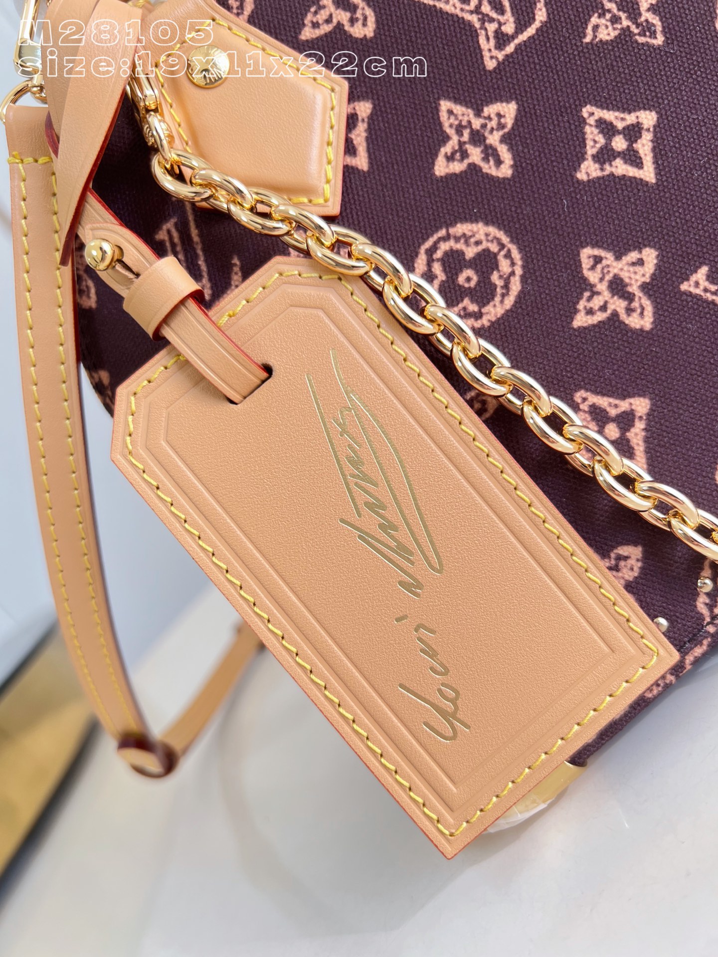 Louis Vuitton Basic Bag M-l