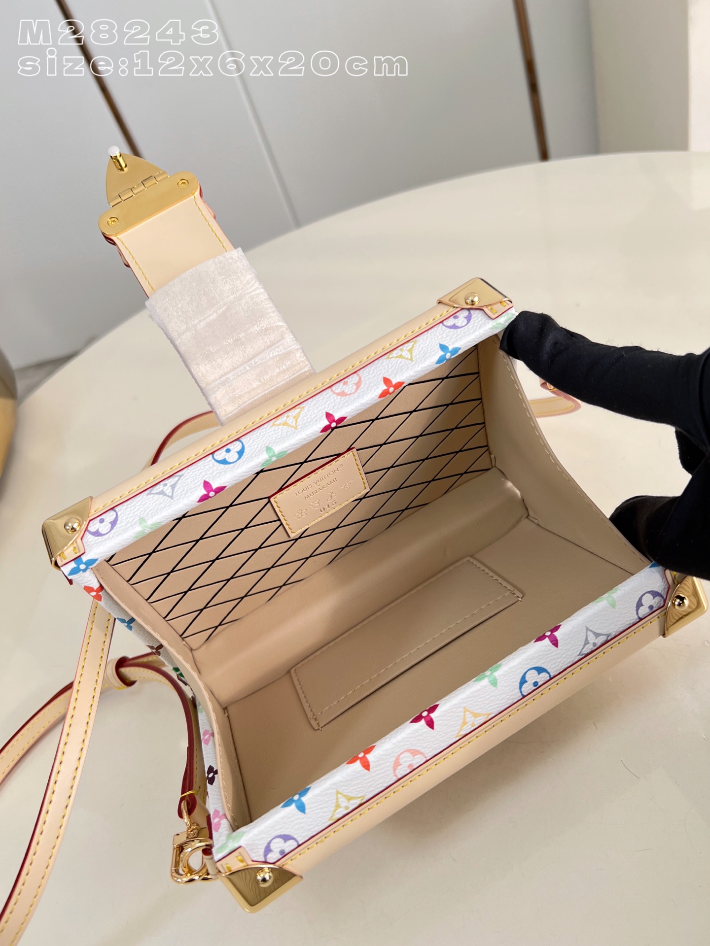 Louis Vuitton Basic Bag Canvas M-l-s