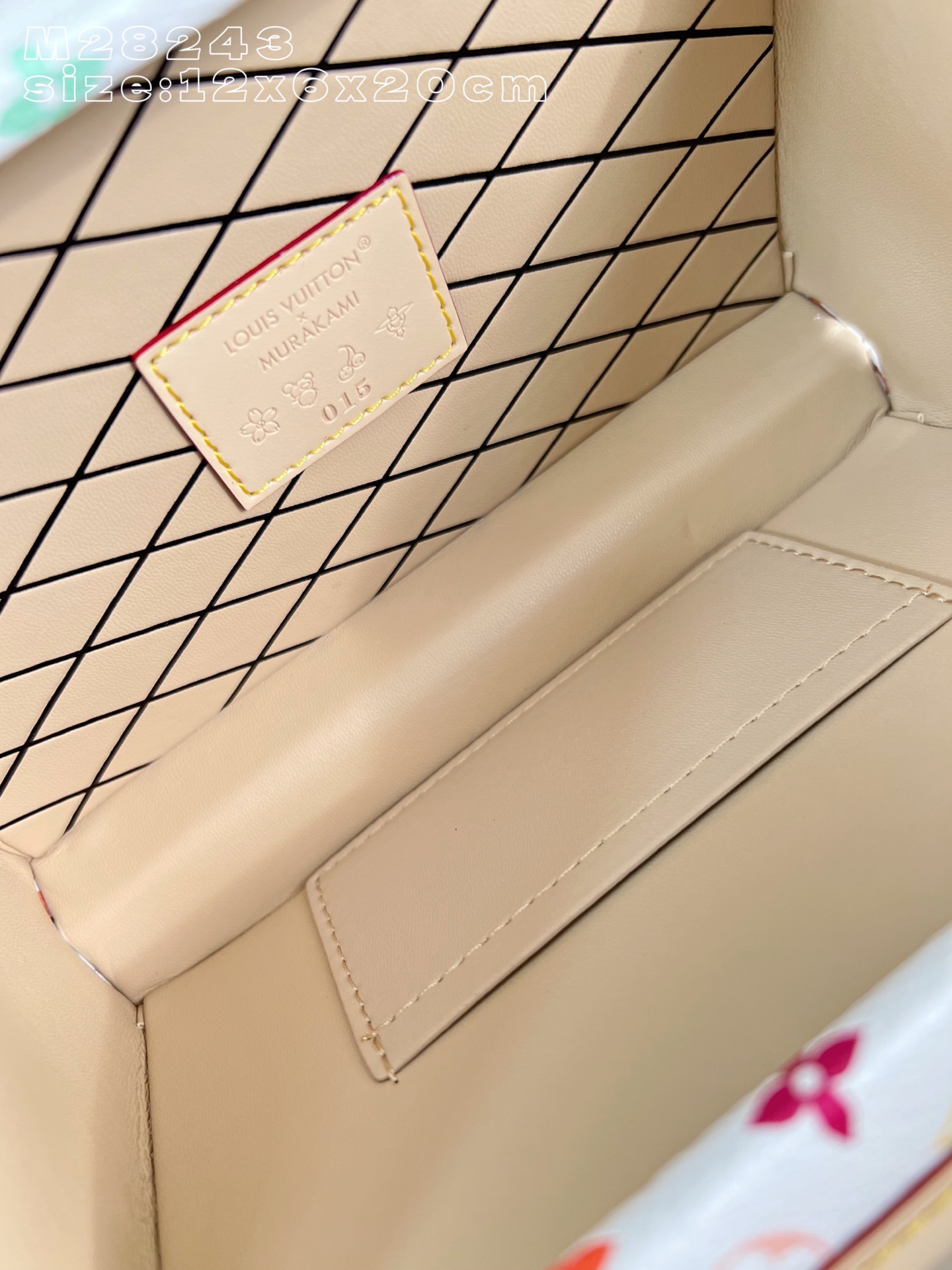 Louis Vuitton Basic Bag Canvas M-l-s