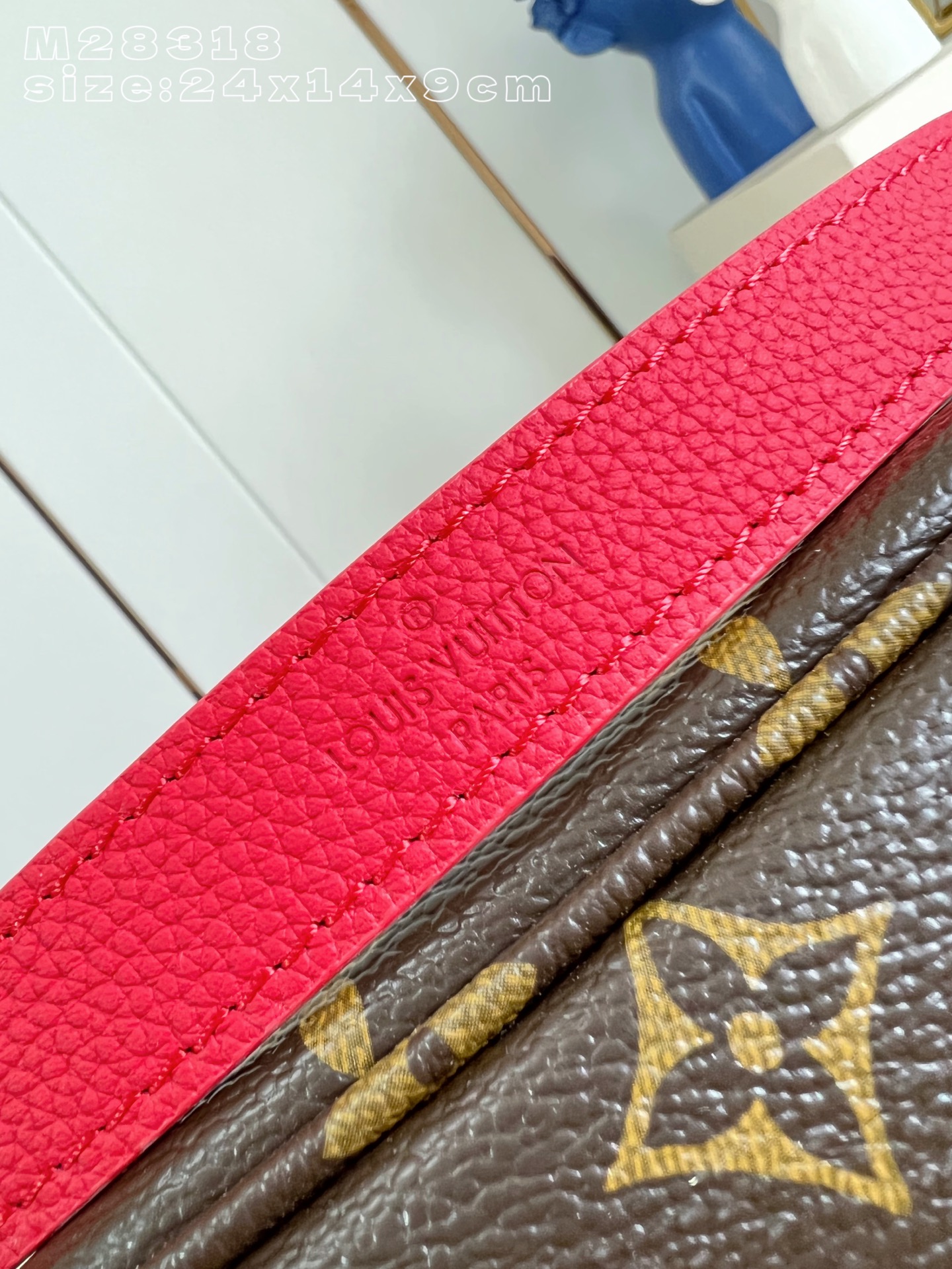 Louis Vuitton Basic Bag Canvas M-l-s