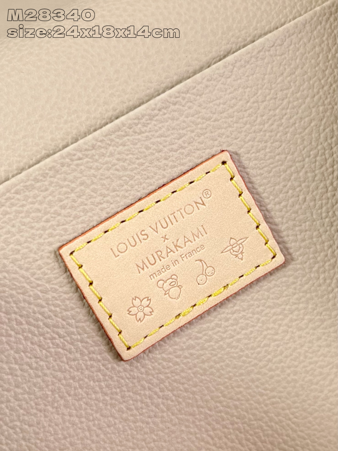 Louis Vuitton Basic Bag Canvas M