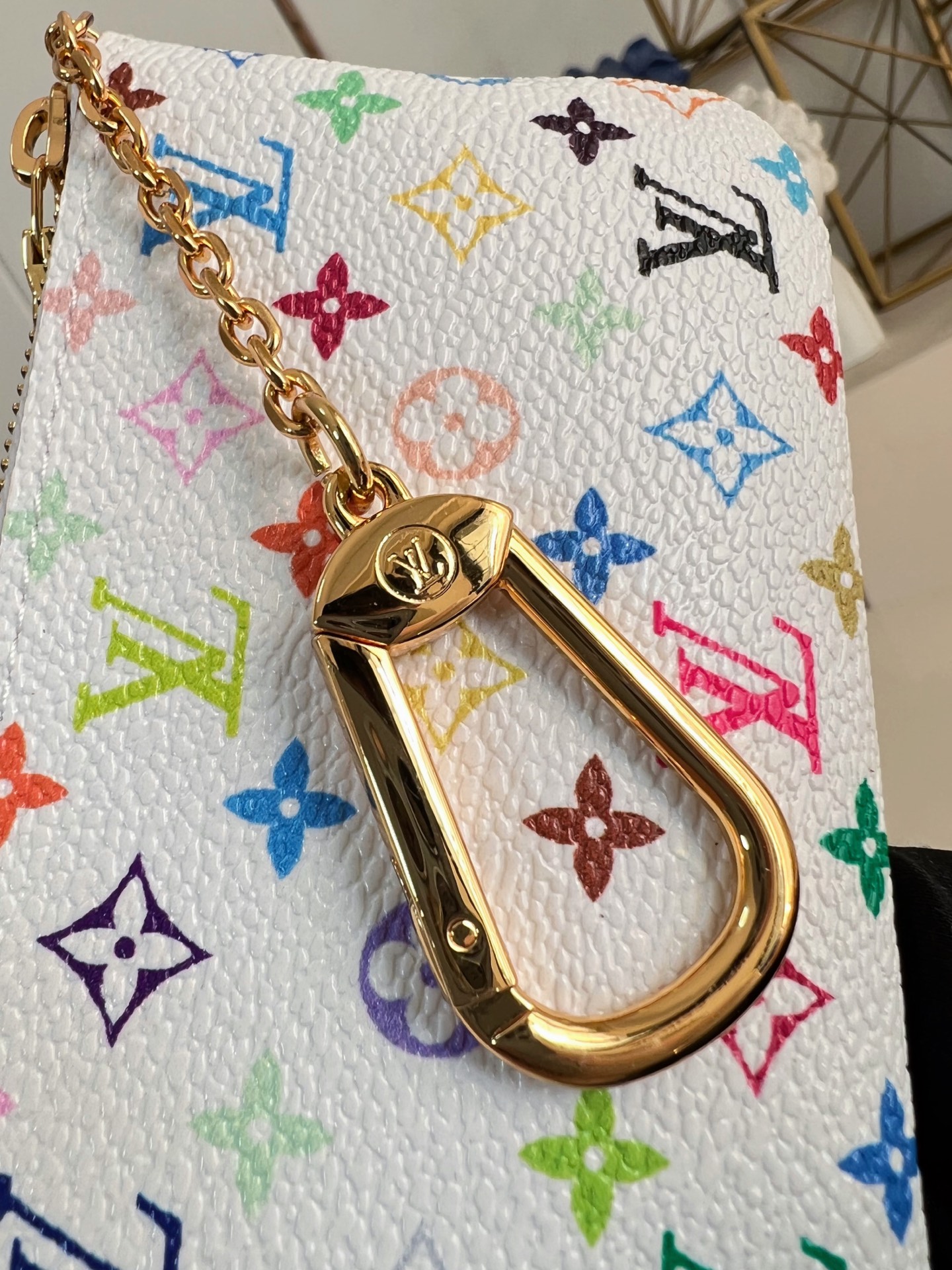 Louis Vuitton Basic Bag M
