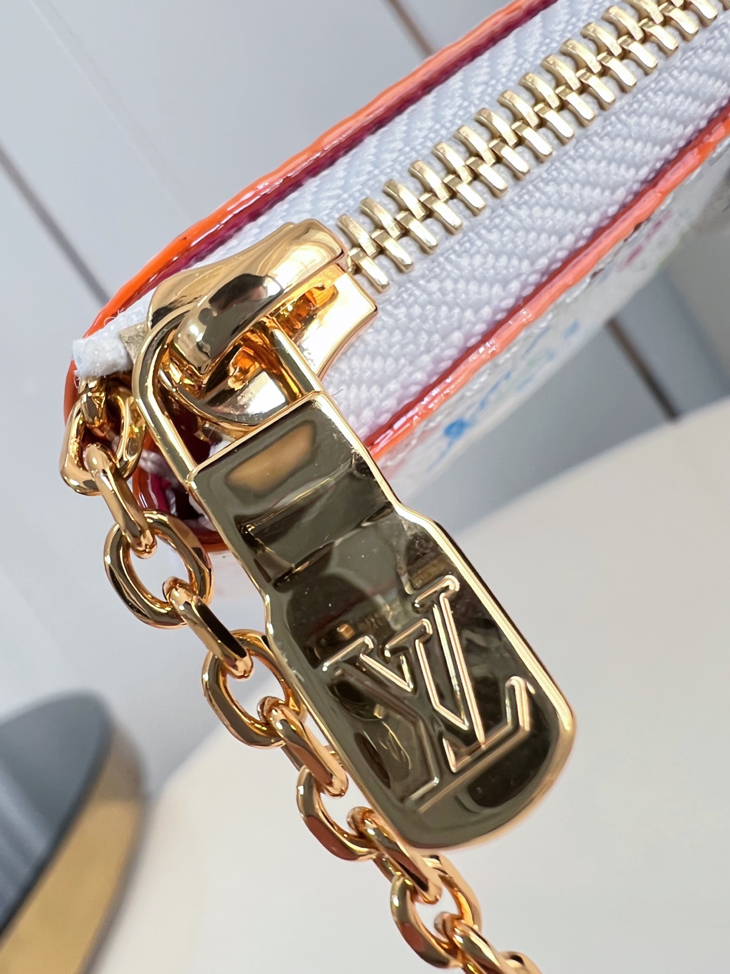 Louis Vuitton Basic Bag M