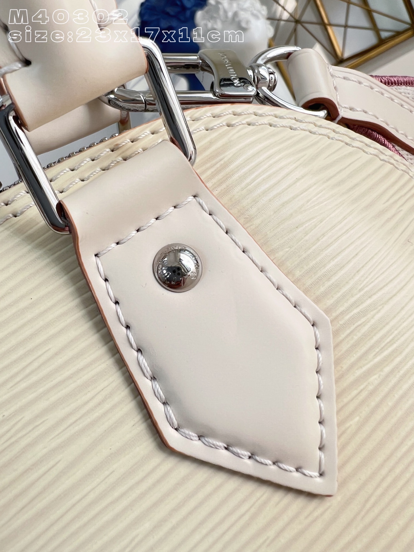 Louis Vuitton Basic Bag M-l