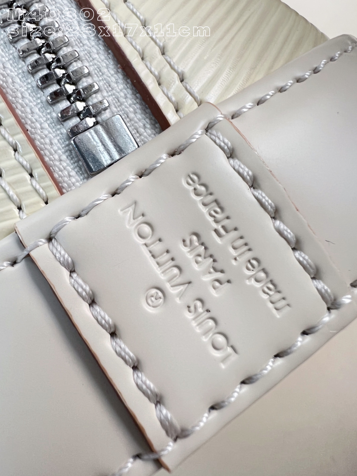 Louis Vuitton Basic Bag M-l