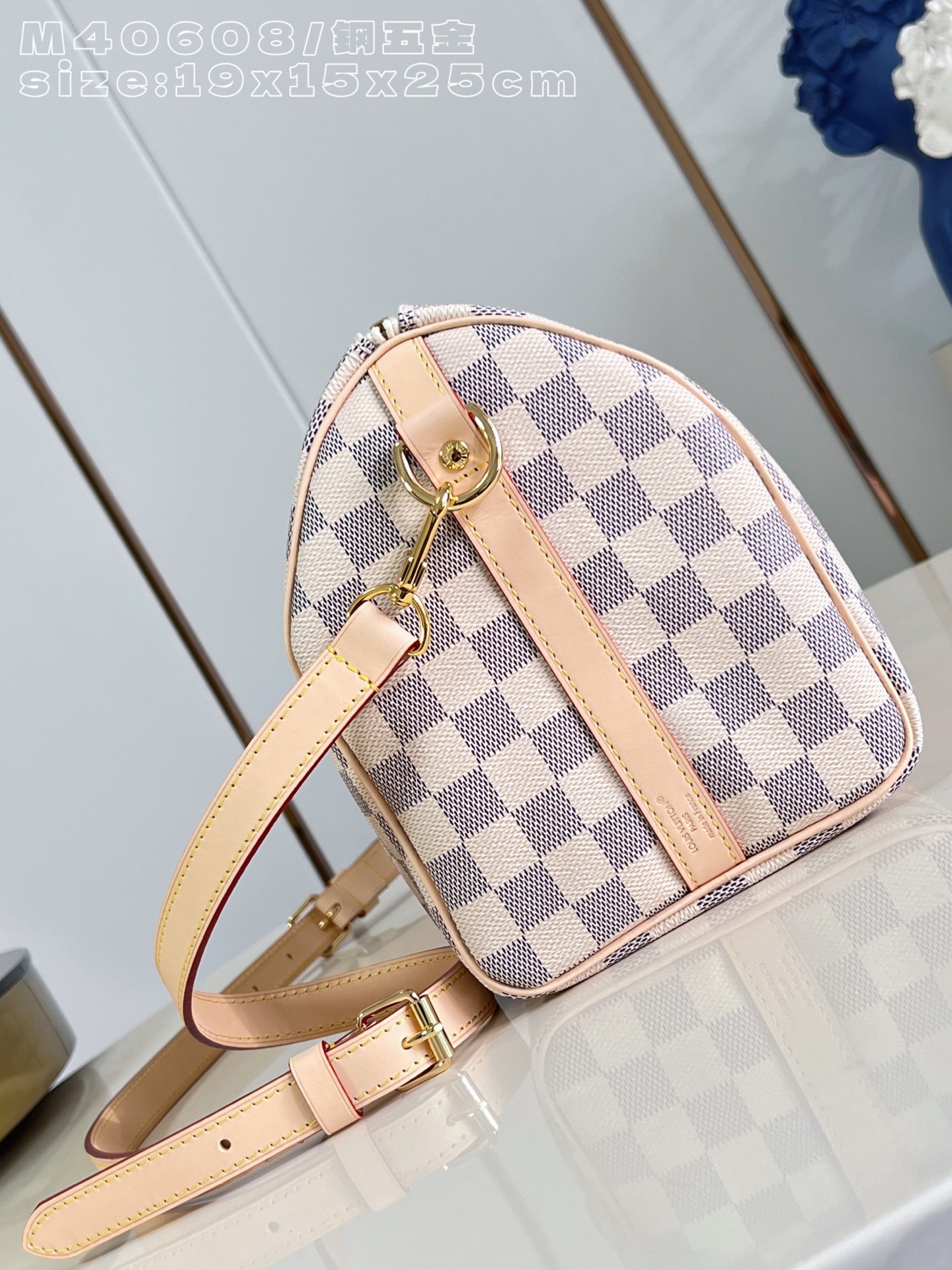 Louis Vuitton Basic Bag Canvas M-l-s