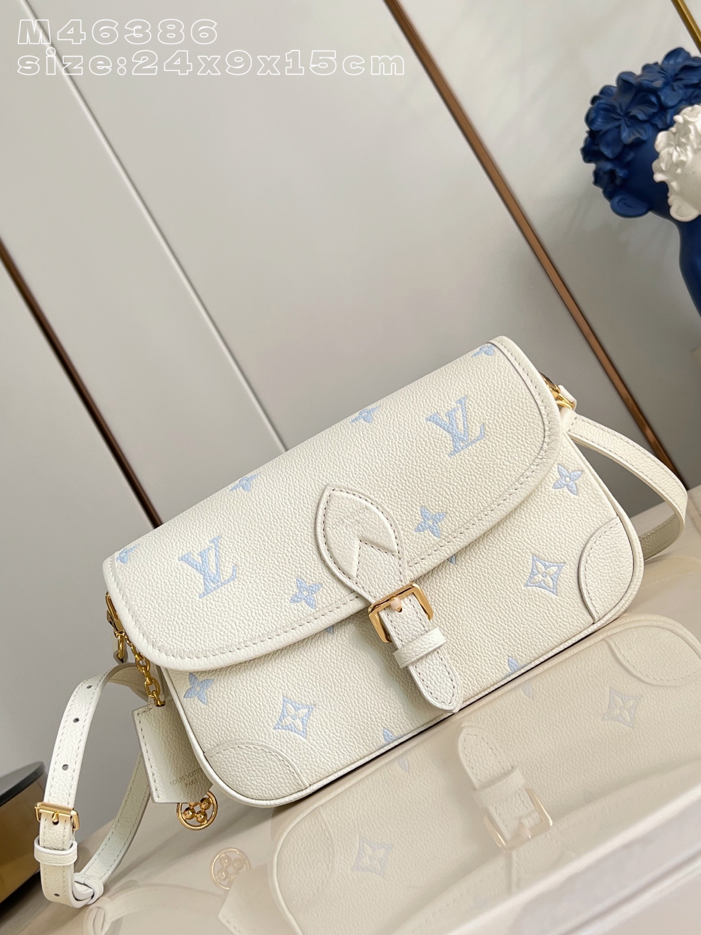 Louis Vuitton Basic Bag M-l