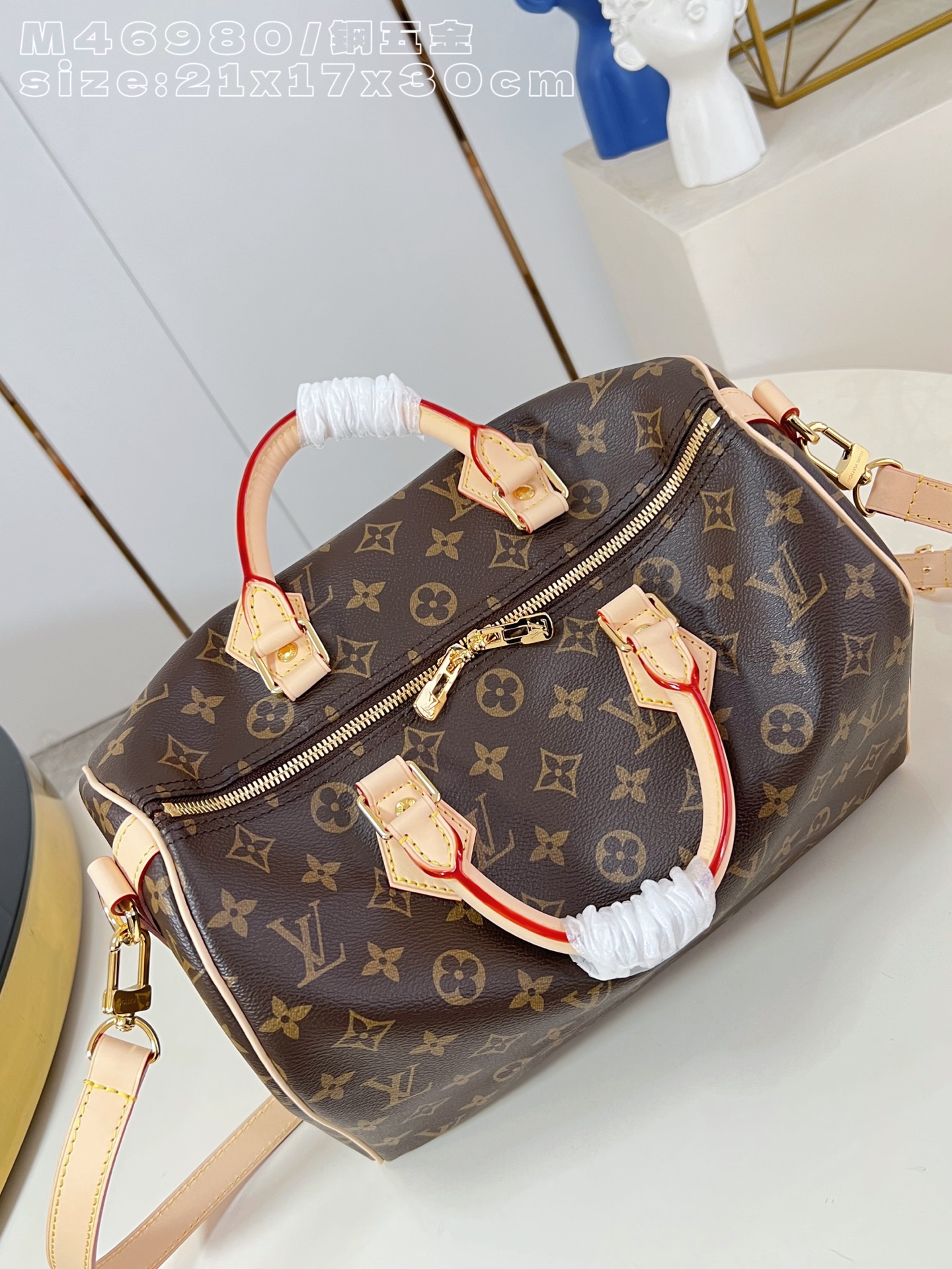 Louis Vuitton Basic Bag Canvas M-l-s